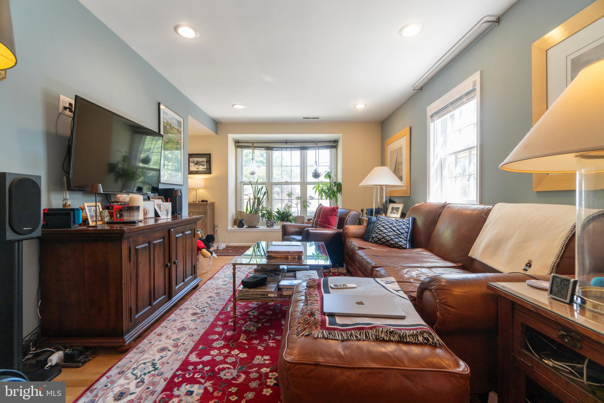 4852 BRADLEY BOULEVARD 224