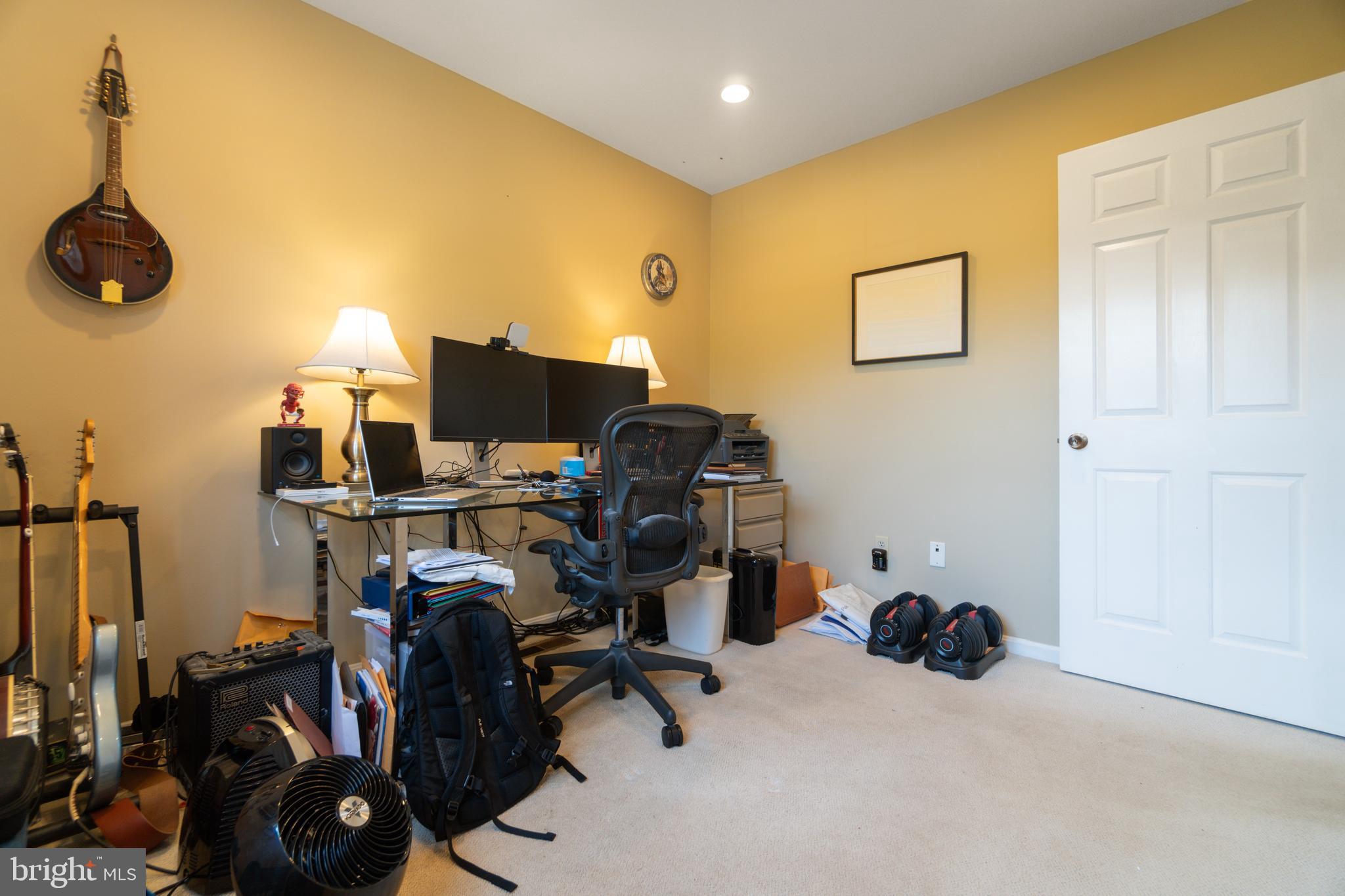 KENWOOD FOREST - Residential