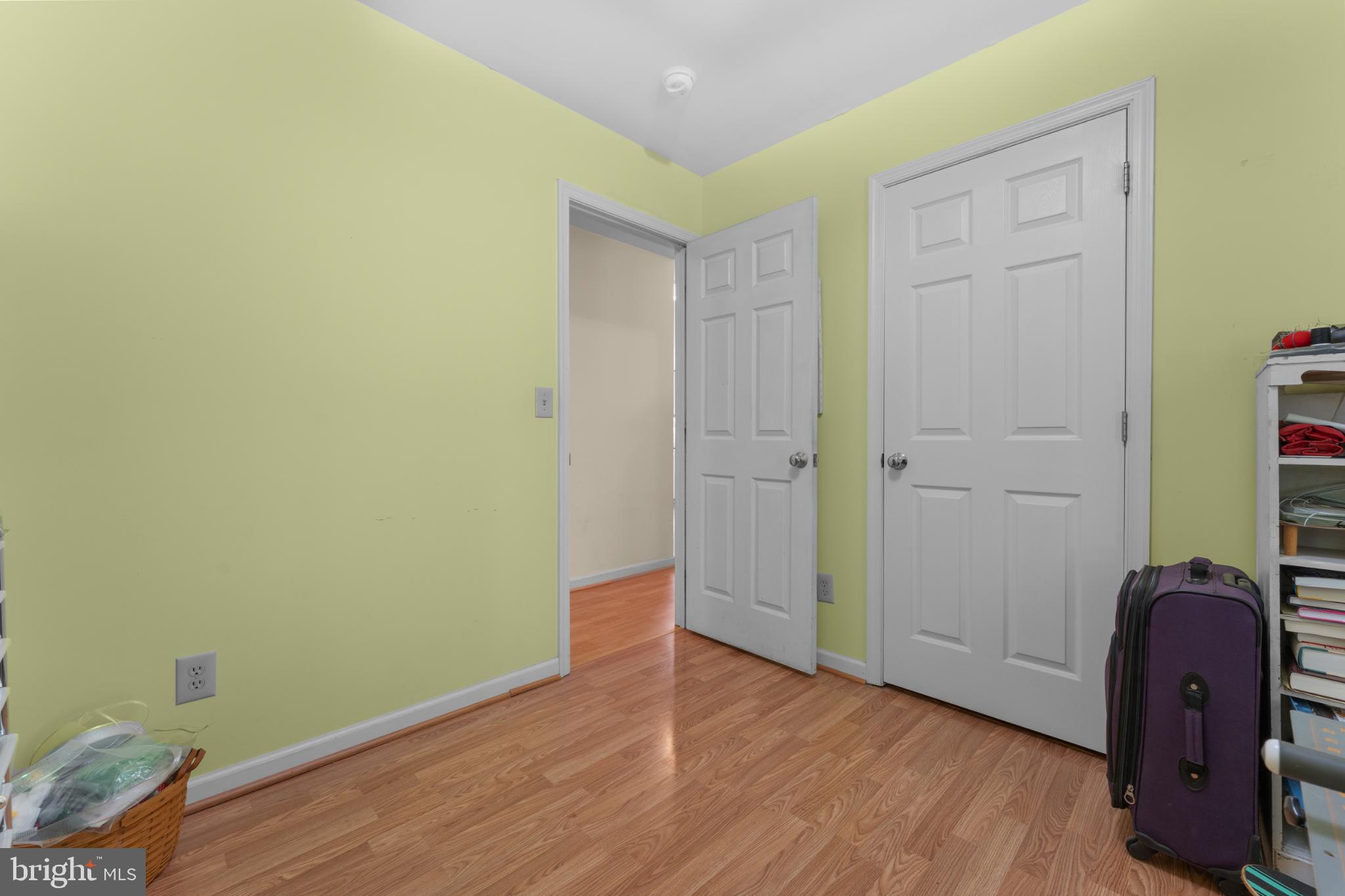 GORDON OAKS - Residential