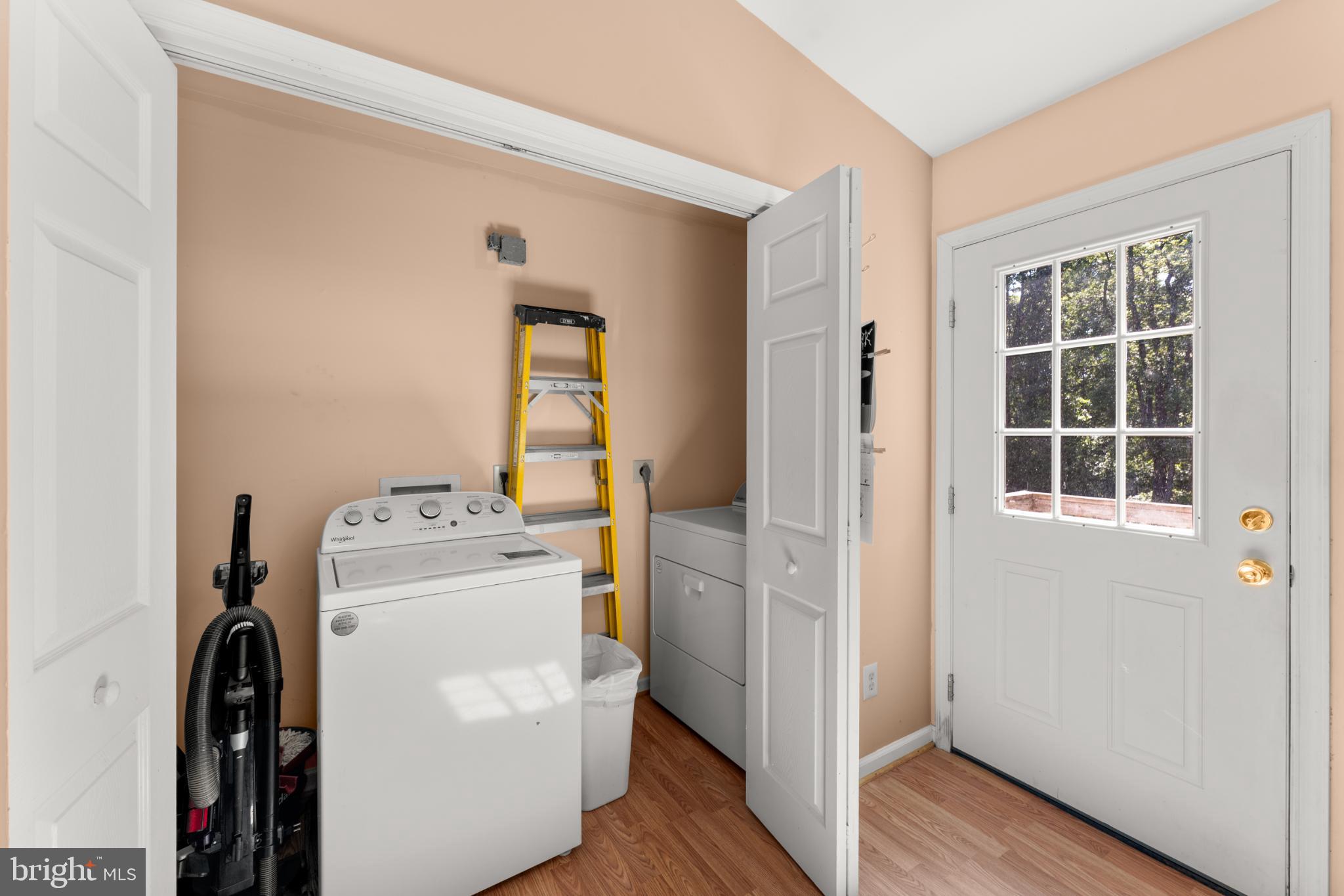 GORDON OAKS - Residential