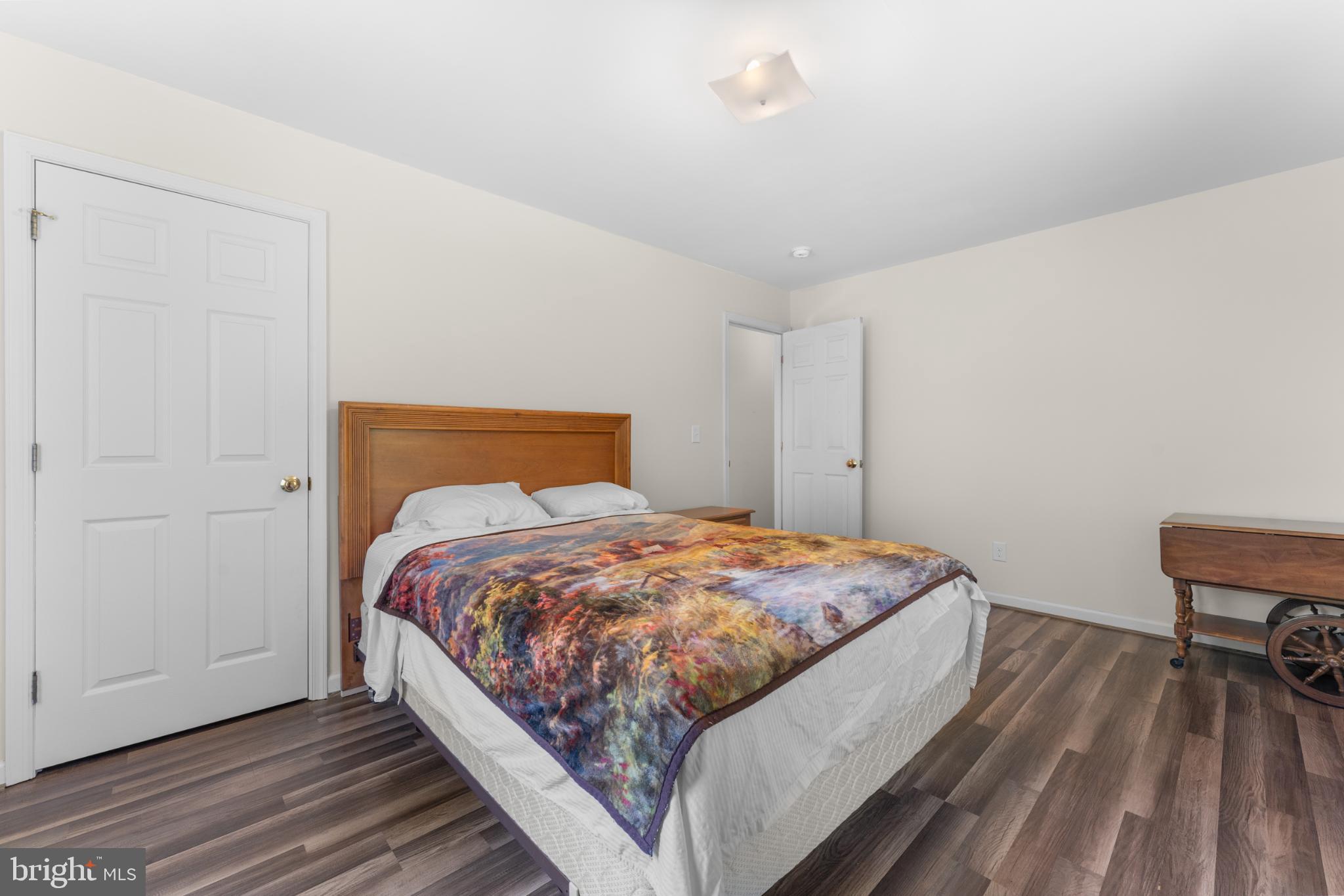 GORDON OAKS - Residential