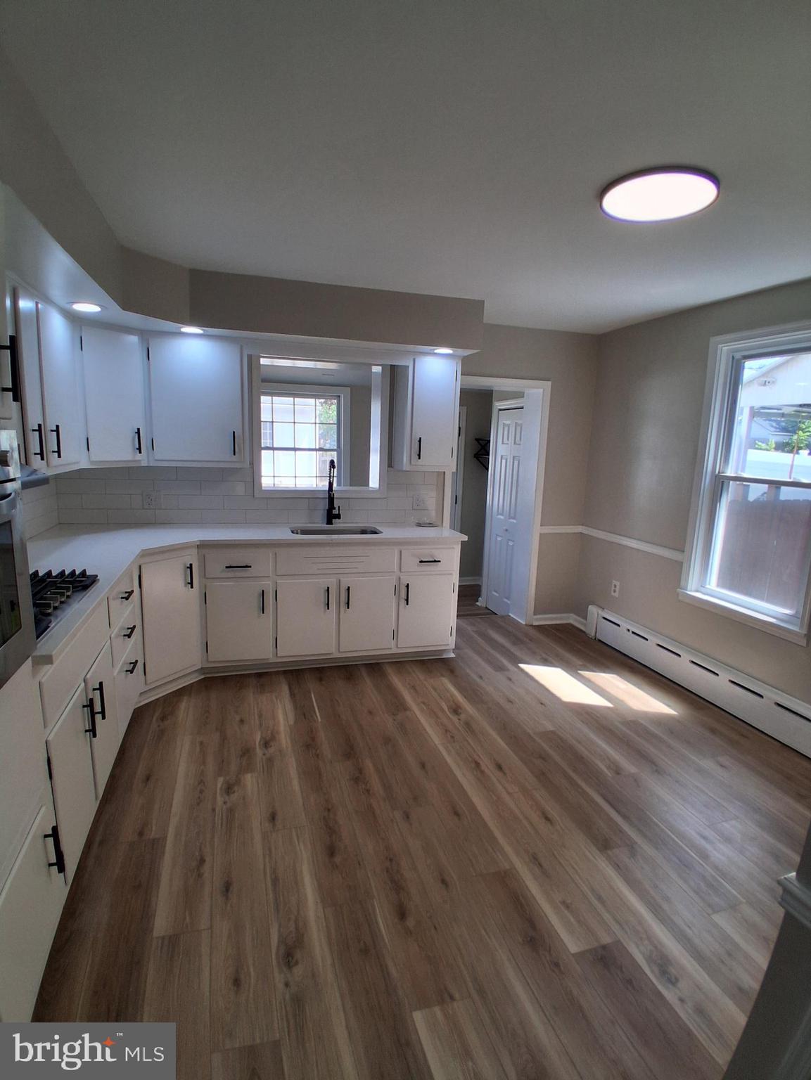 235 W ELM STREET