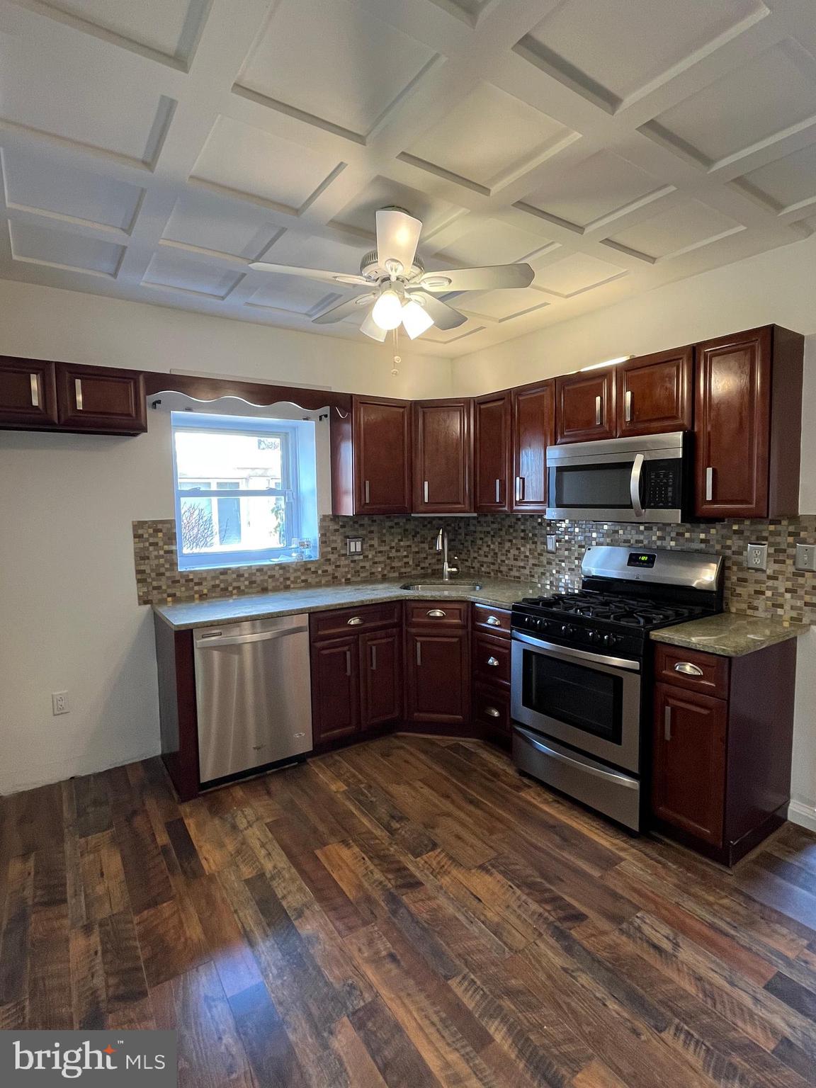 YEADON - Residential