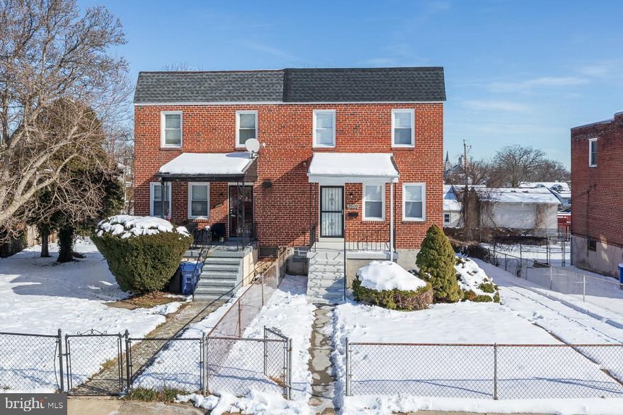 Experience the comfortable living you deserve in this semi-detached townhome in the fantastic Windsor Hills neighborhood! A fully fenced yard guides you towards the covered porch, ideal for relaxing and chatting with neighbors. Upon entering, discover an elegant modern dwelling enhanced by soft, neutral tones and gorgeous wide-plank flooring. New windows spill brilliant sunlight that lends a warm ambiance across the living area and the chandelier-lit dining room. Steps away, the stylish kitchen delights with its stainless-steel appliances, shaker-style cabinetry, and sleek granite countertops. Retire upstairs to your carpeted retreats, all graced with ceiling fans and ample closets. Downstairs, a versatile walk-out basement with a full bath can be utilized according to your needs - imagine it as a gym, an office, a recreation room, or overnight lodgings for guests. Additionally, there’s a new roof, a generous backyard, and a long driveway able to accommodate multiple vehicles. With schools, shopping, and dining nearby, why wait? Come for a tour before it slips you by!