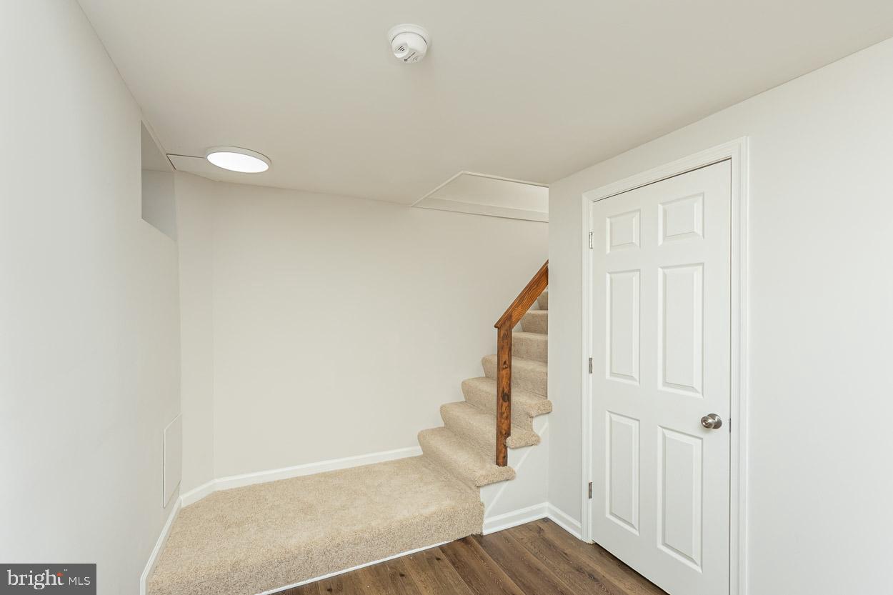 WINDSOR HILLS - Residential