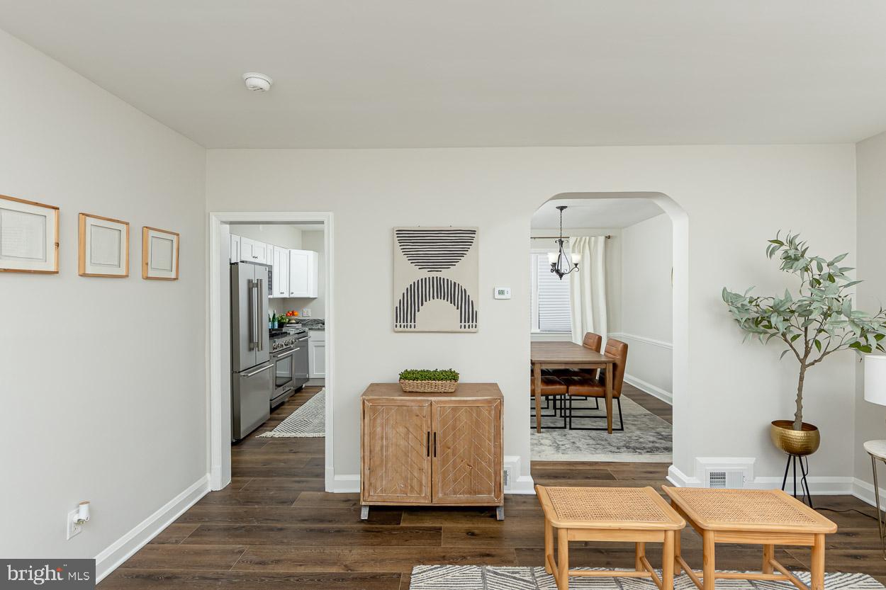 WINDSOR HILLS - Residential