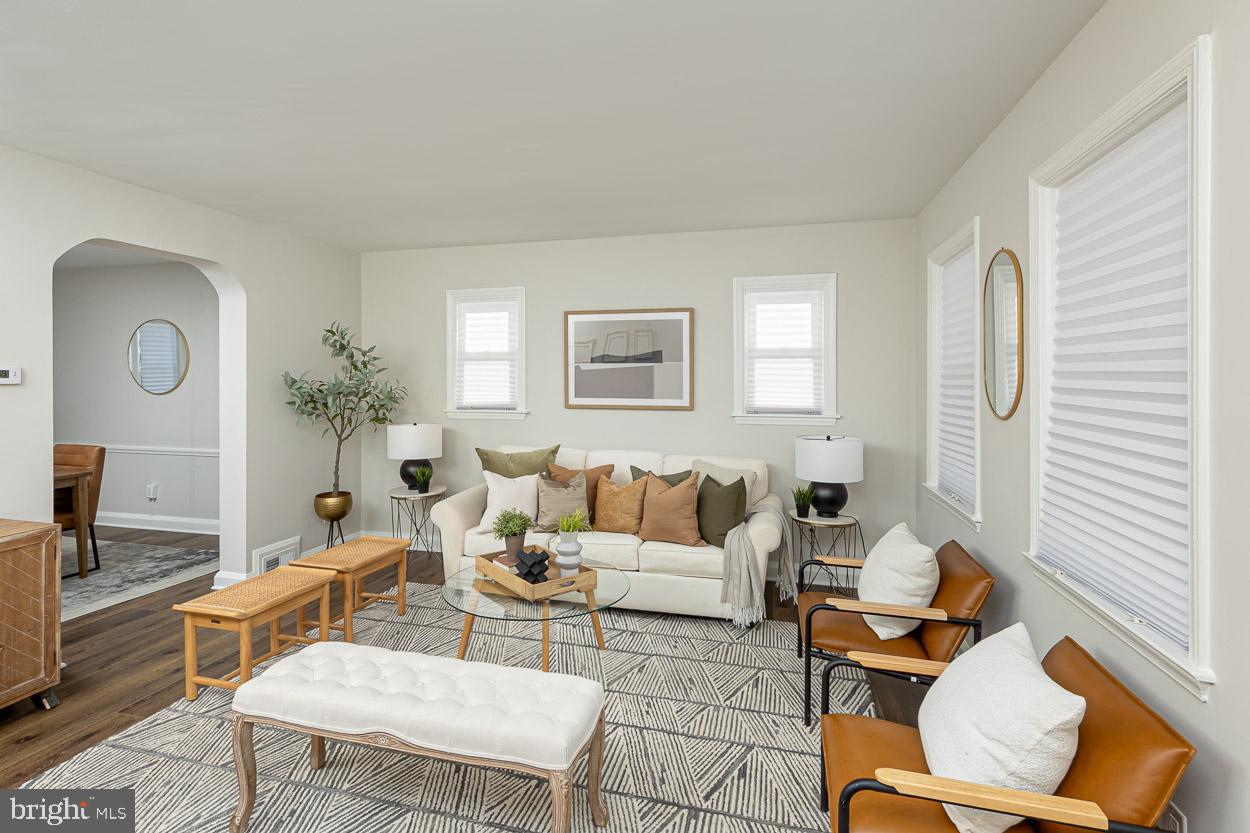 WINDSOR HILLS - Residential