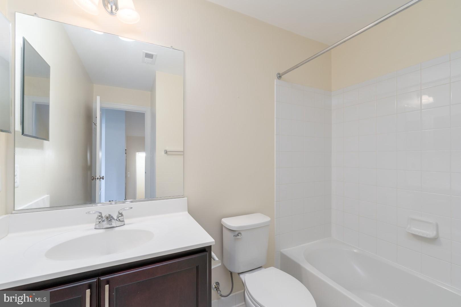 THE ENCLAVE AT ARUNDEL PRESERVE - Residential Lease