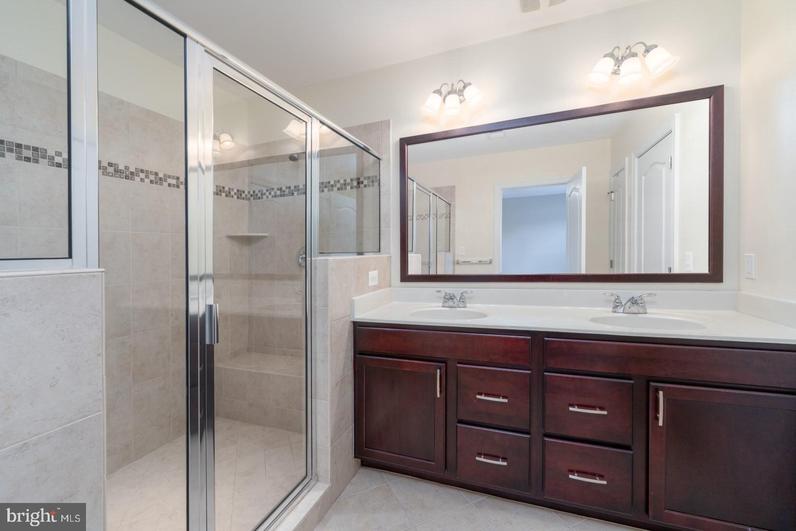 THE ENCLAVE AT ARUNDEL PRESERVE - Residential Lease