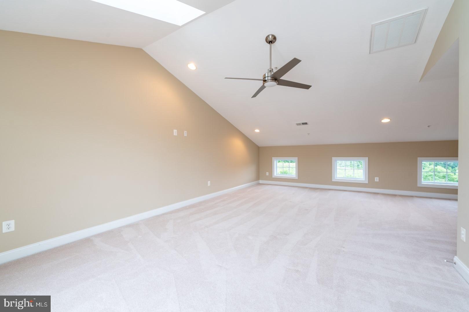 THE ENCLAVE AT ARUNDEL PRESERVE - Residential Lease