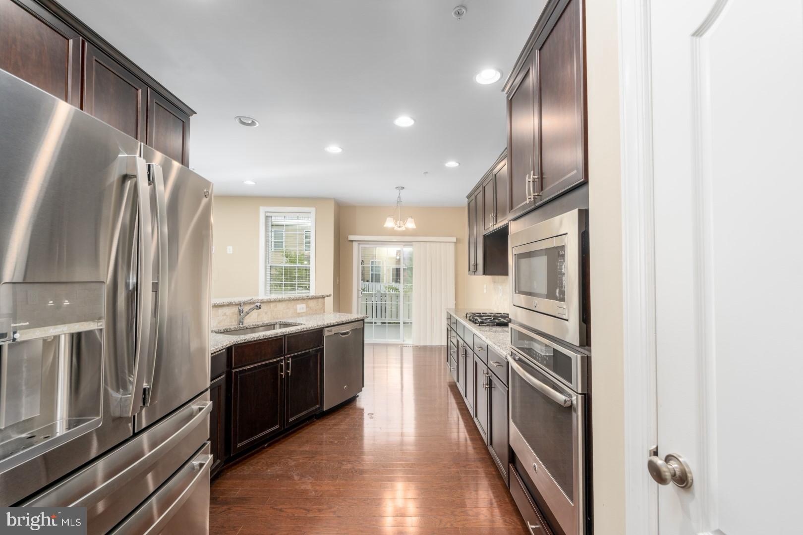 THE ENCLAVE AT ARUNDEL PRESERVE - Residential Lease