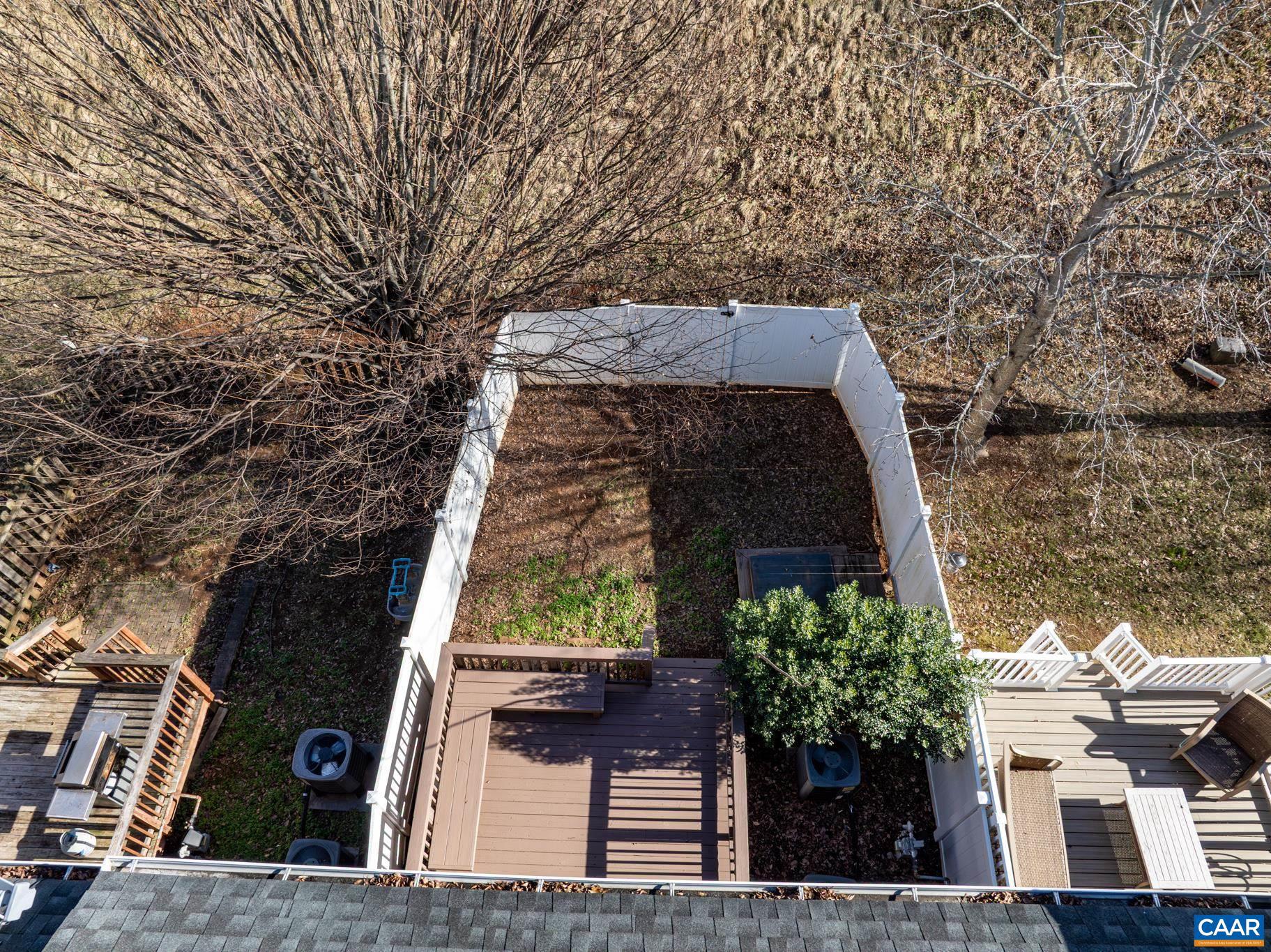 PAVILIONS AT PANTOPS - Residential