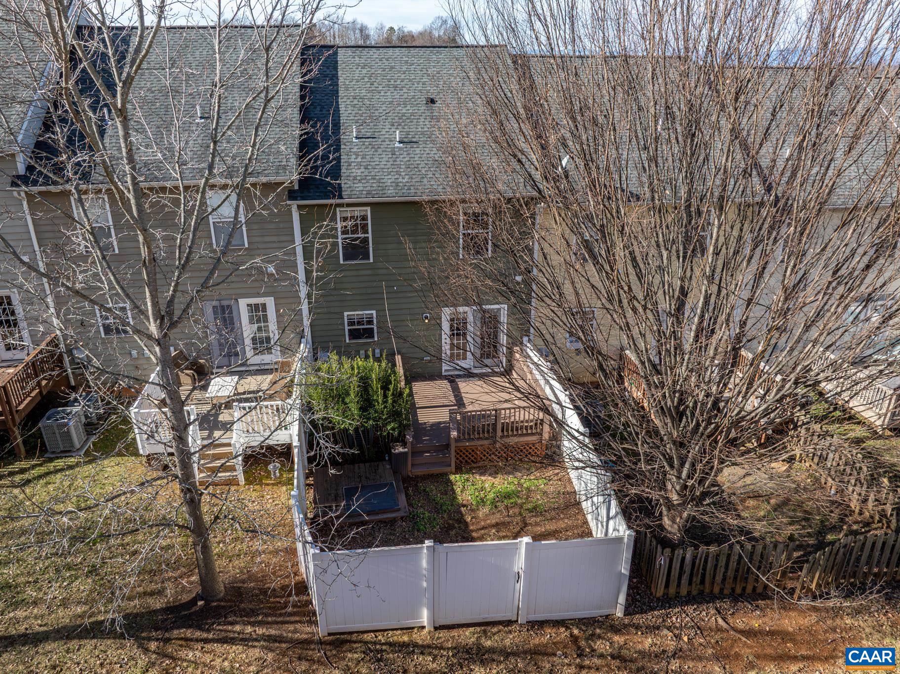 PAVILIONS AT PANTOPS - Residential