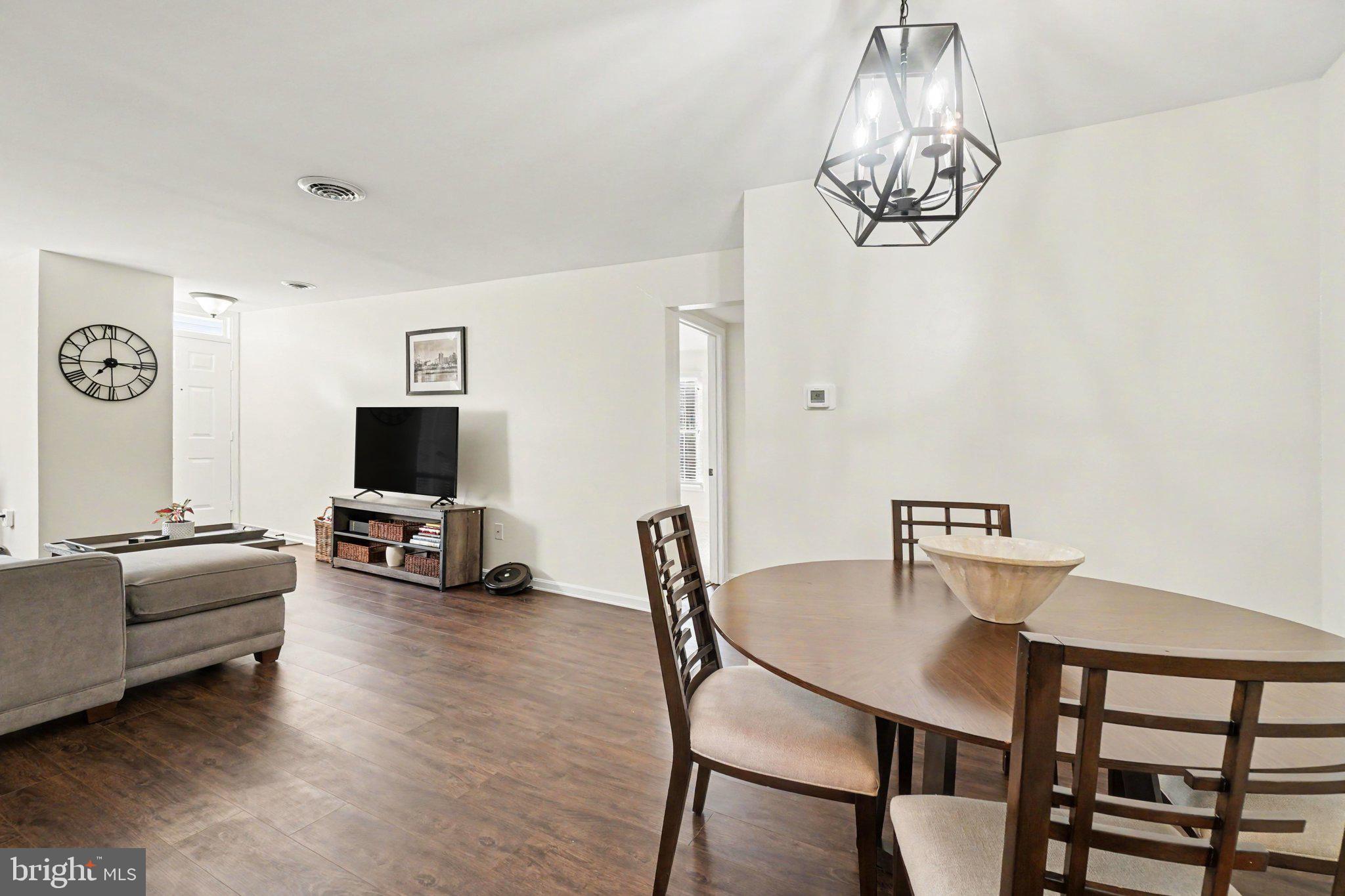457 DELANCEY COURT