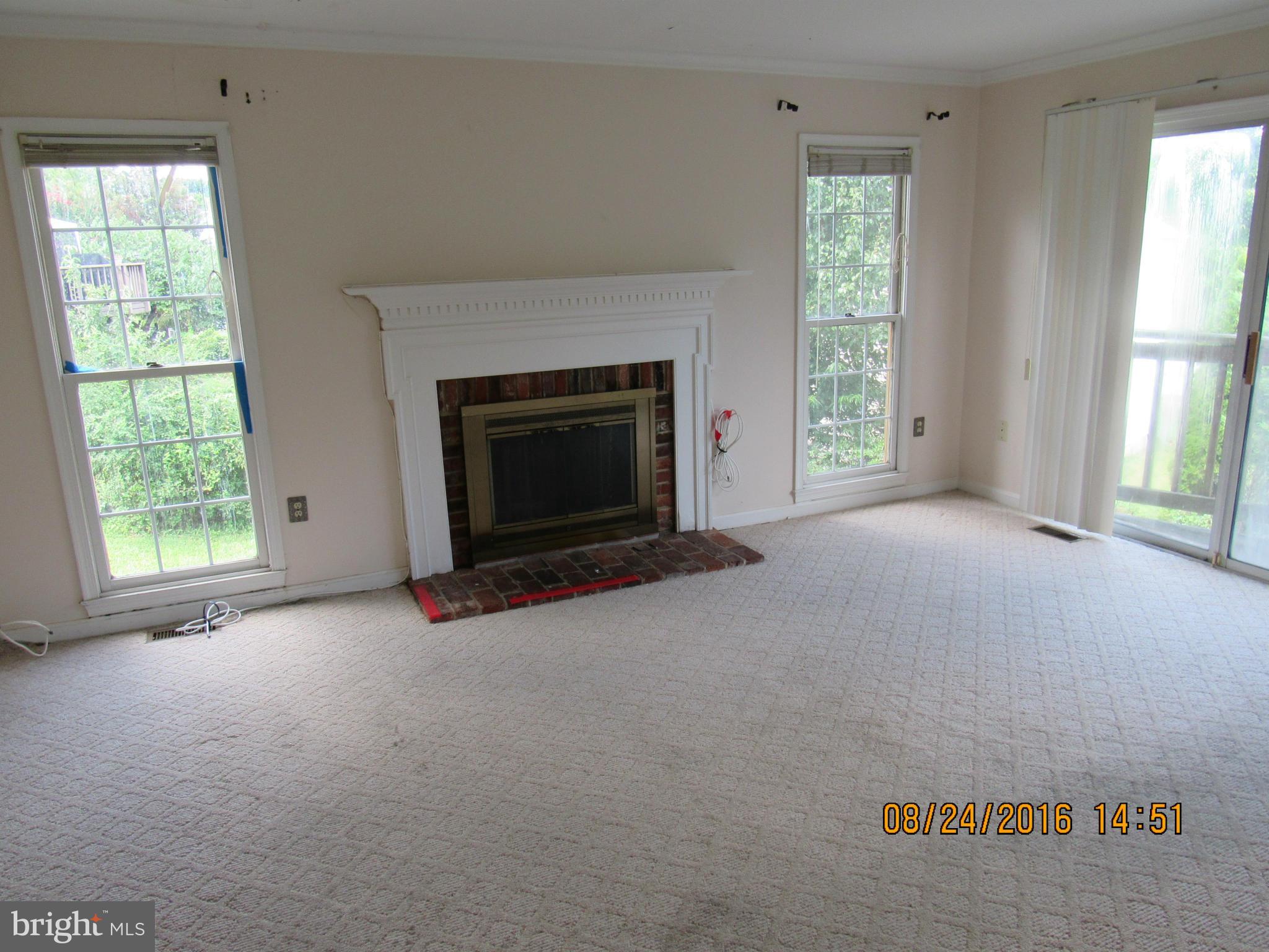 WOODBRIDGE PLAT 4 - Residential