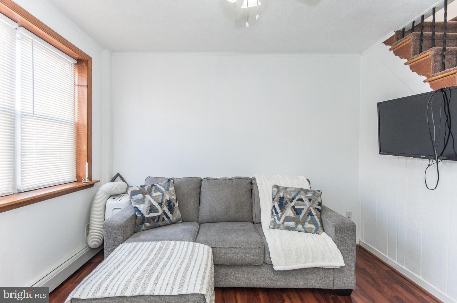 PORT RICHMOND - Residential