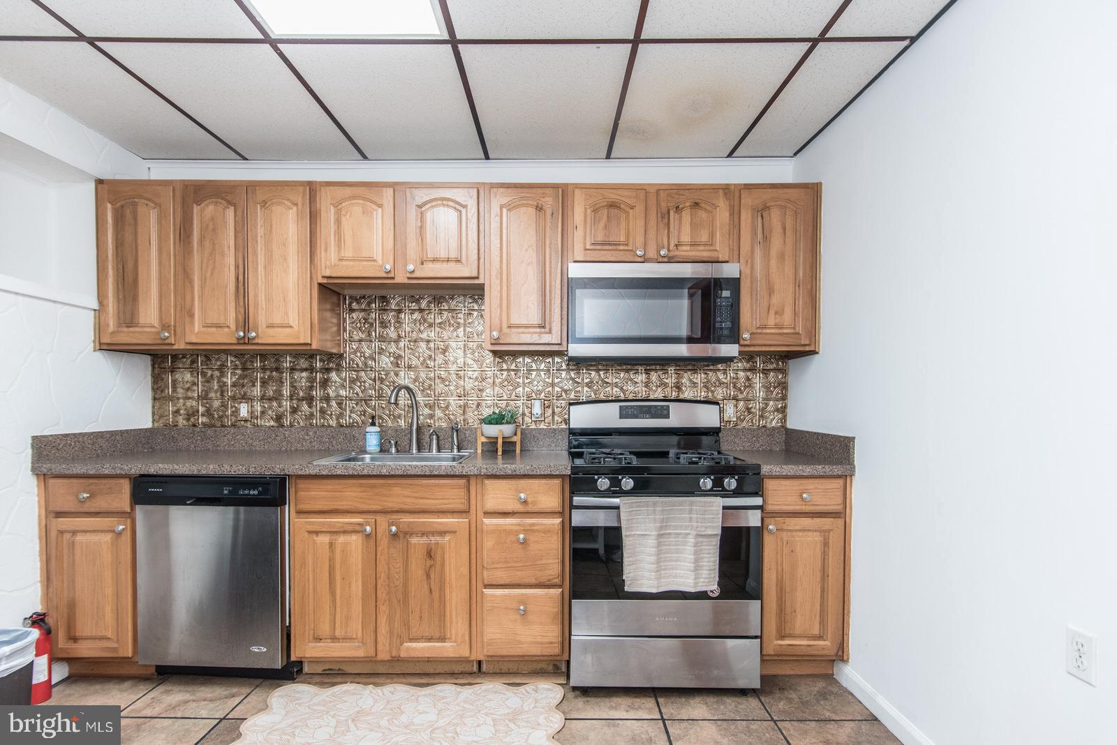 PORT RICHMOND - Residential