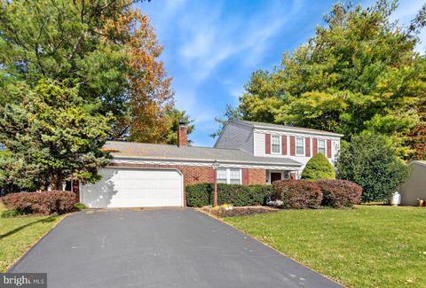 Photo of 6 Leesburge Drive, WILLOW STREET, PA 17584 (MLS # PALA2078658)