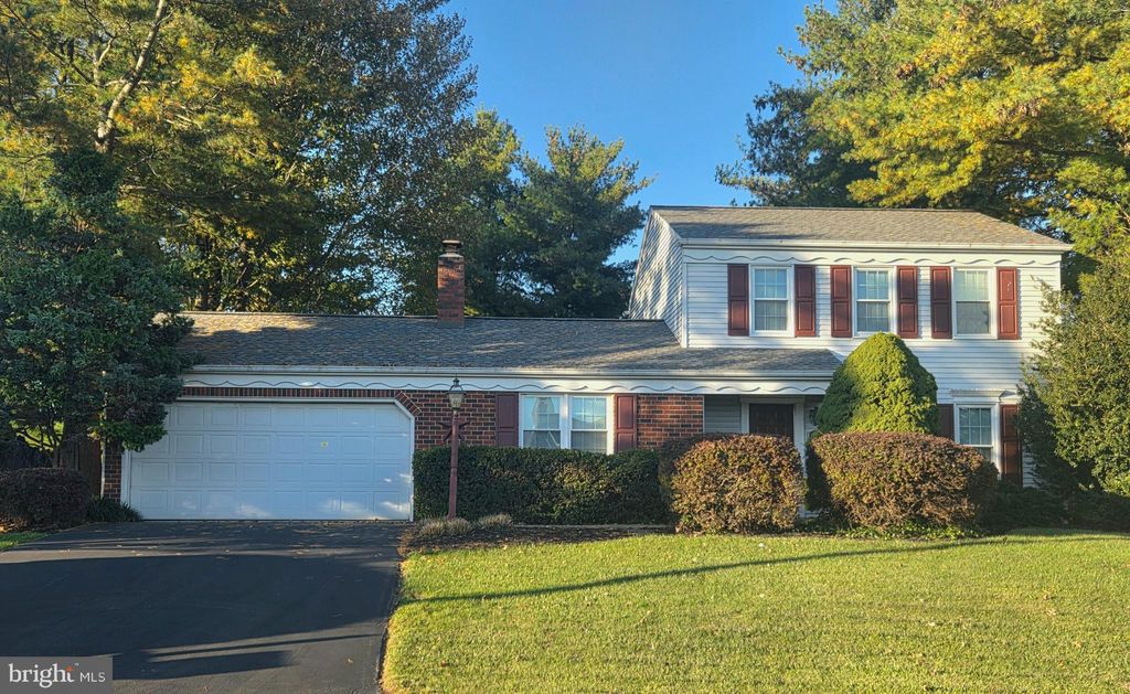 Photo of 6 Leesburge Drive, WILLOW STREET, PA 17584 (MLS # PALA2078658)