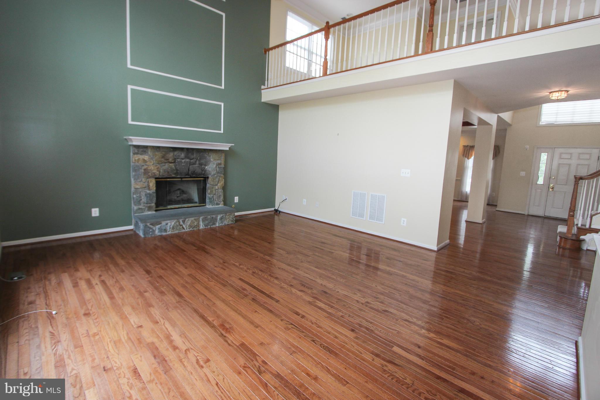 SOUTH RIDING - Residential