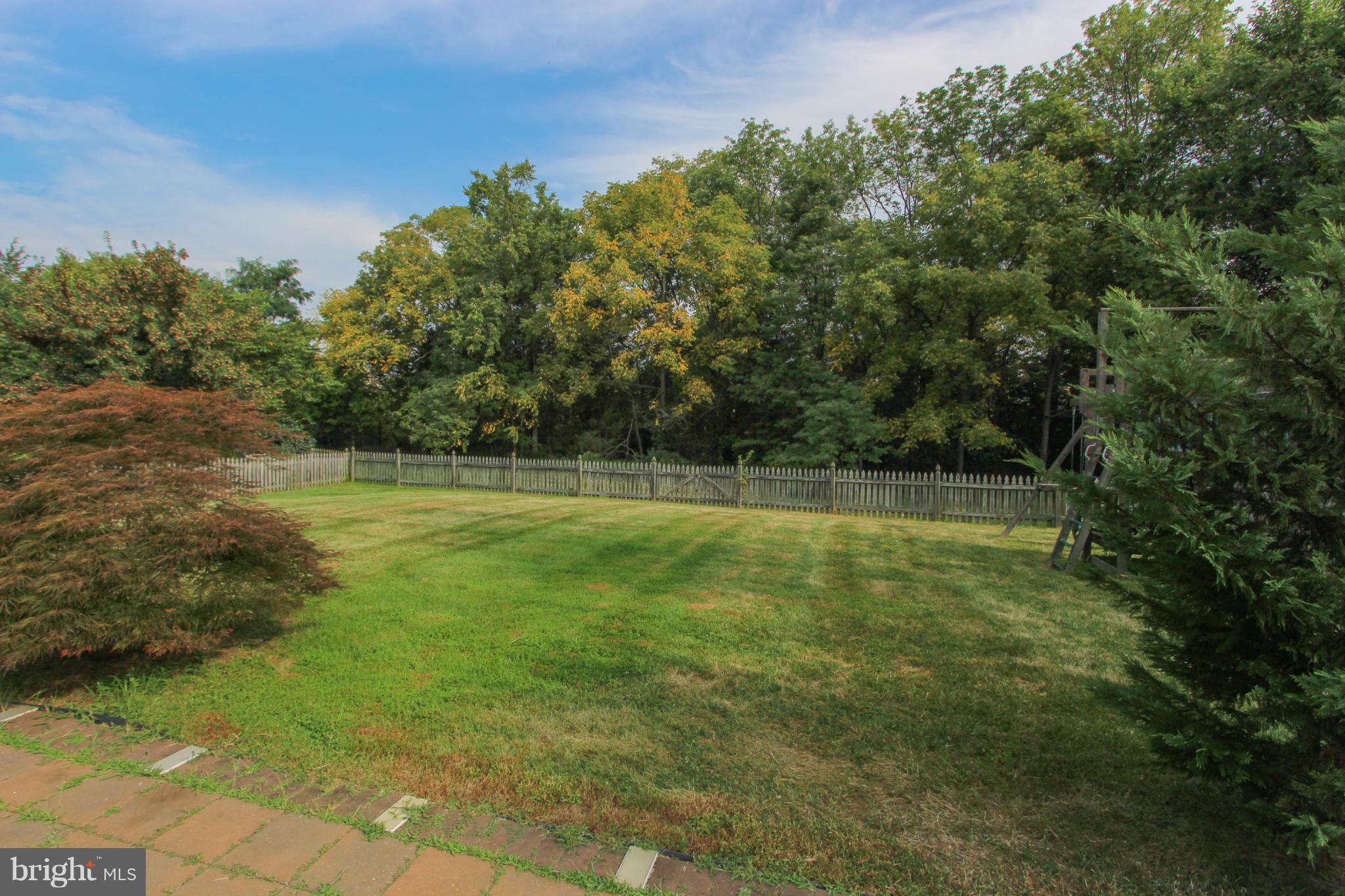 SOUTH RIDING - Residential