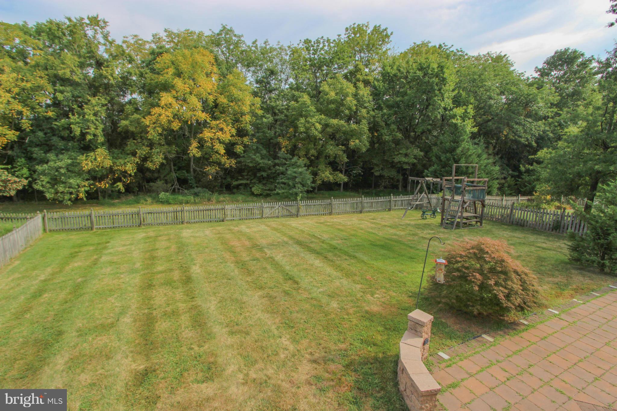 SOUTH RIDING - Residential