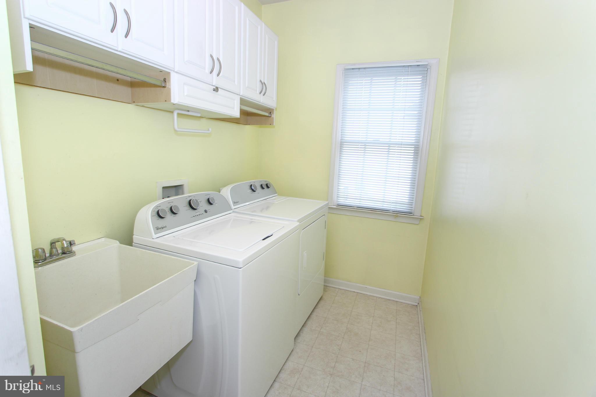 SOUTH RIDING - Residential