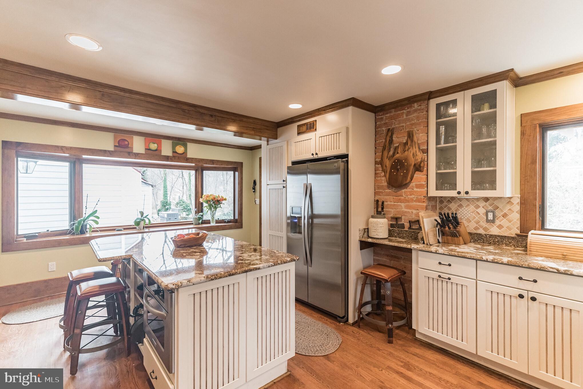 HOLMES RUN HEIGHTS - Residential