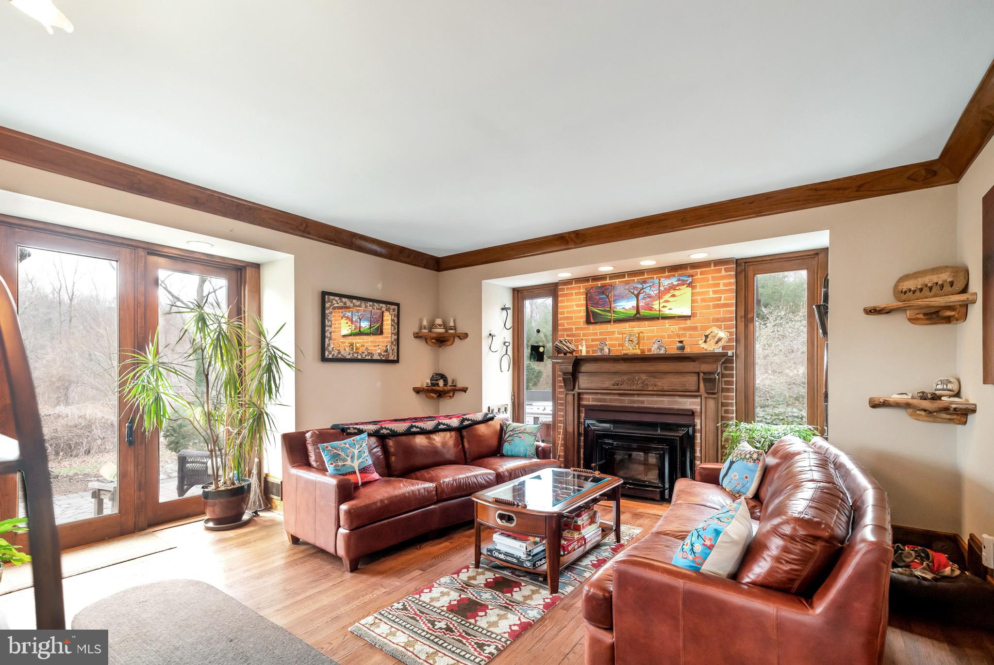 HOLMES RUN HEIGHTS - Residential