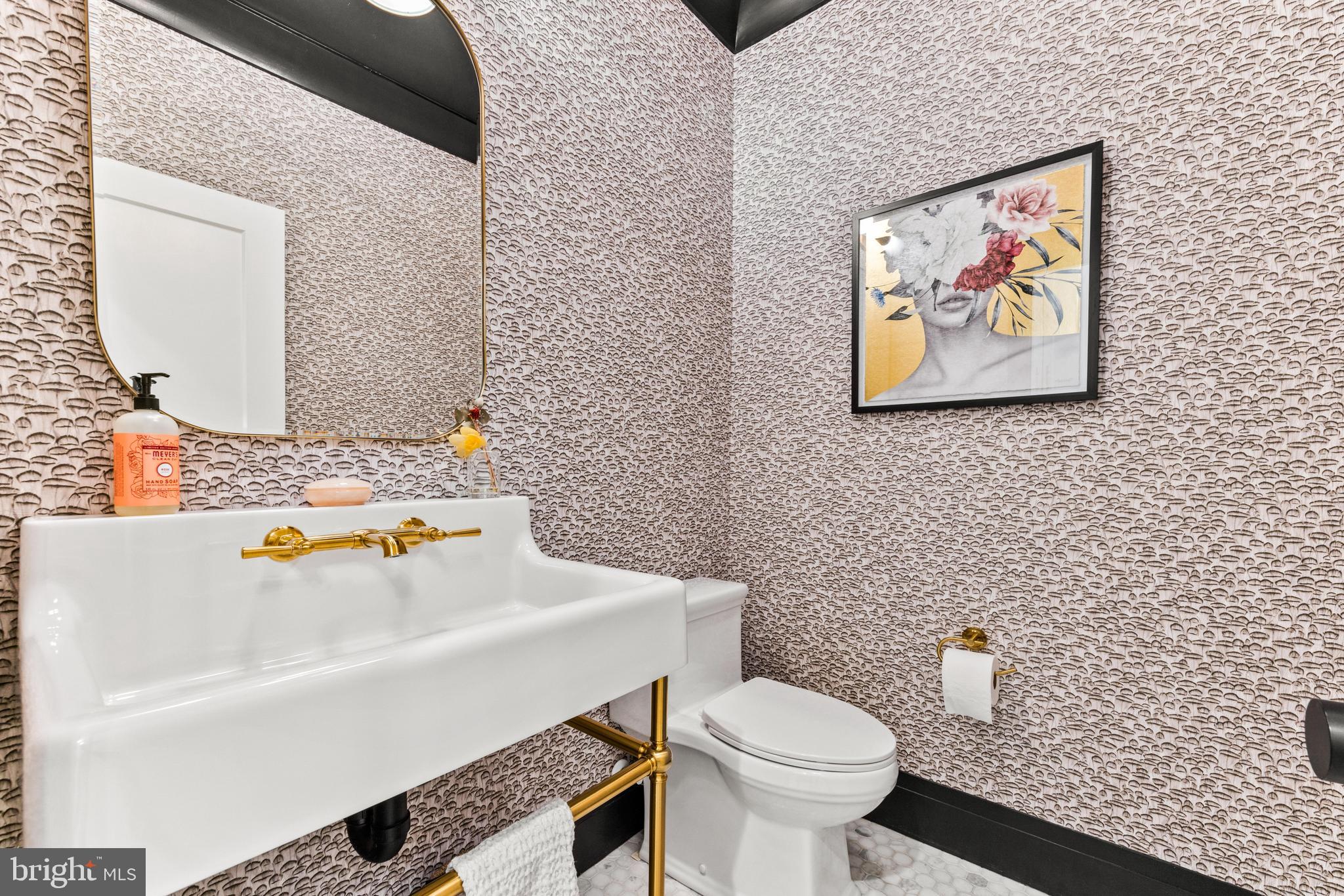 HAHN'S MEADOW - Residential