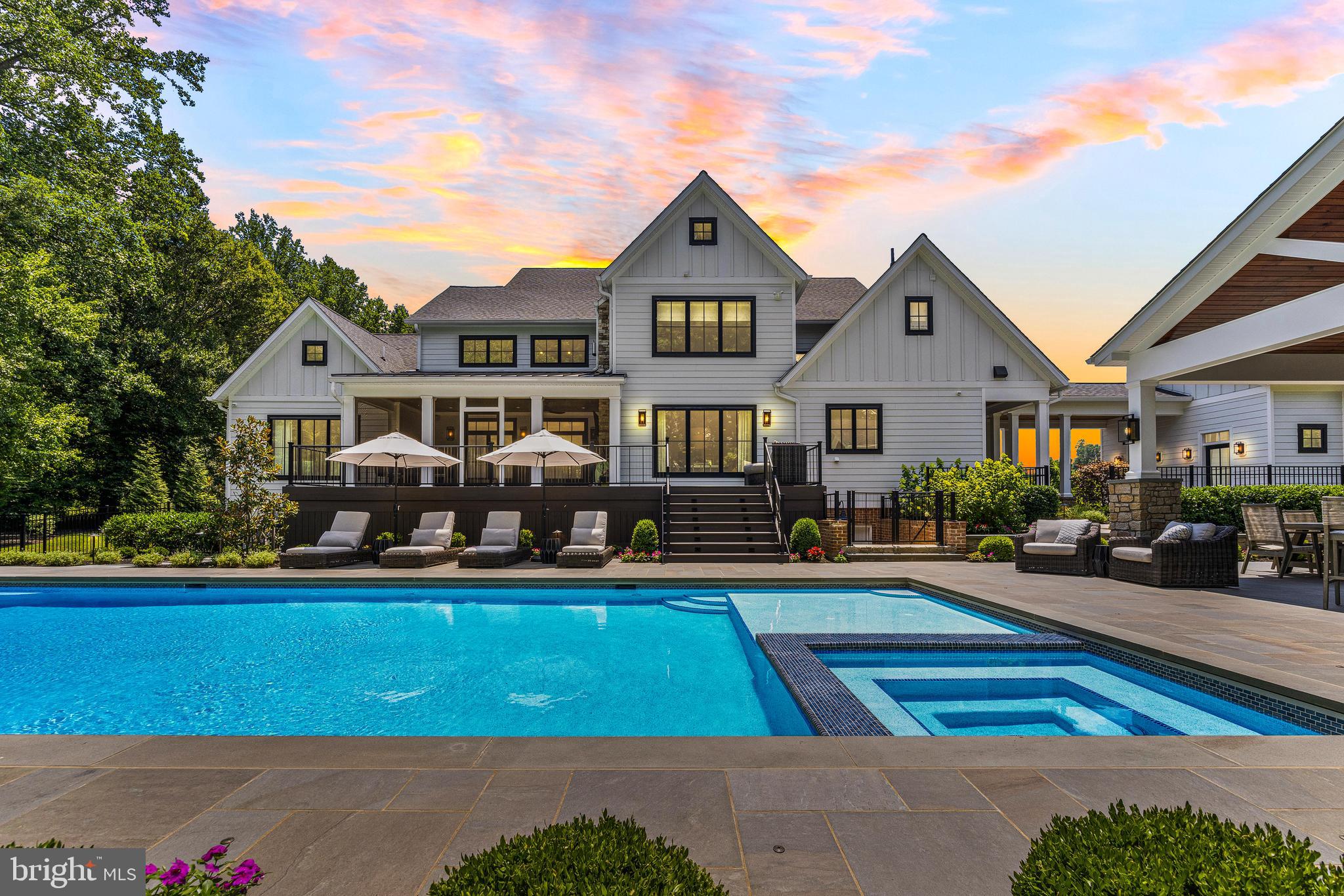 HAHN'S MEADOW - Residential