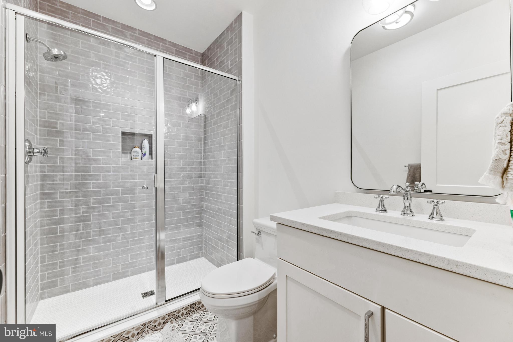 HAHN'S MEADOW - Residential