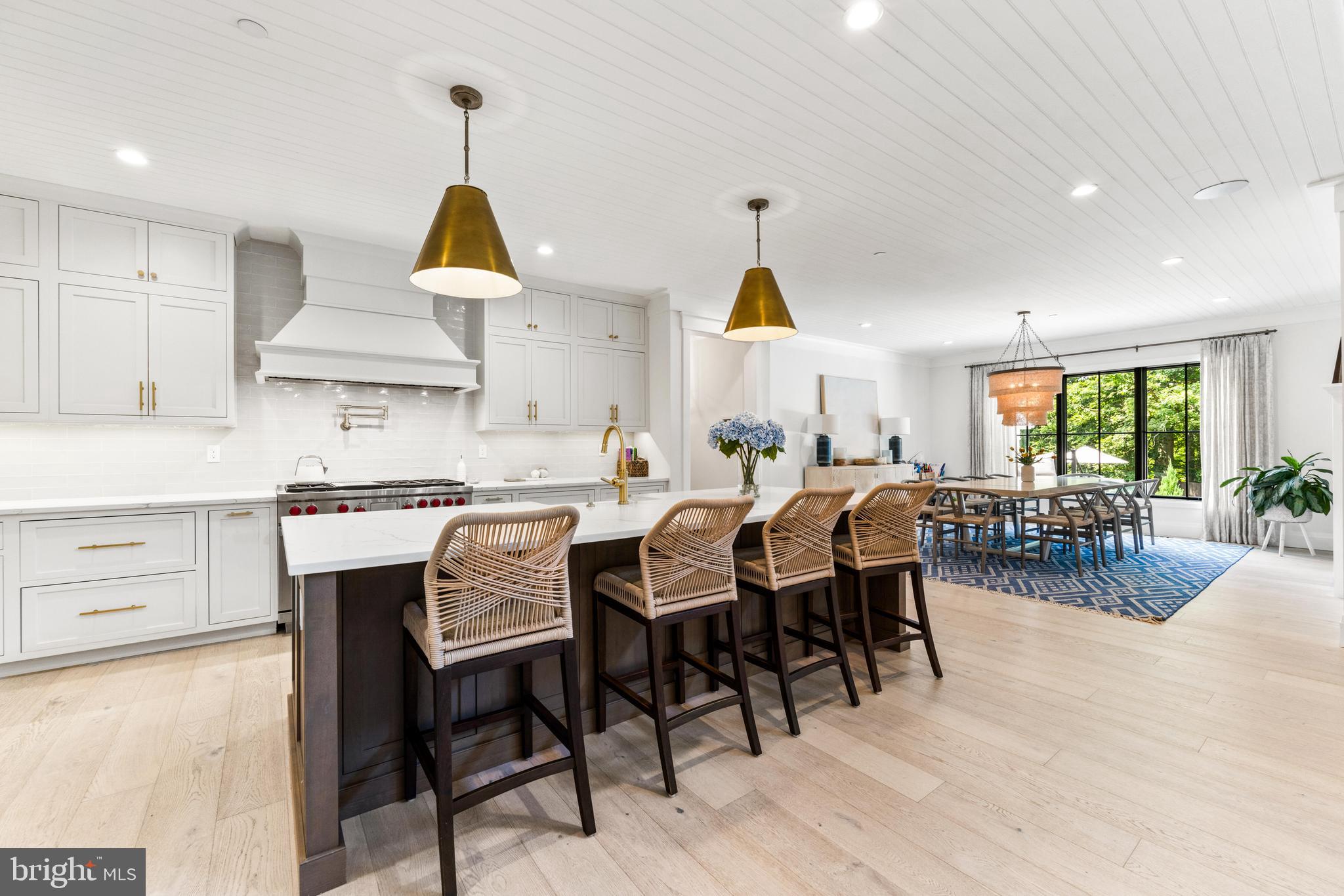 HAHN'S MEADOW - Residential