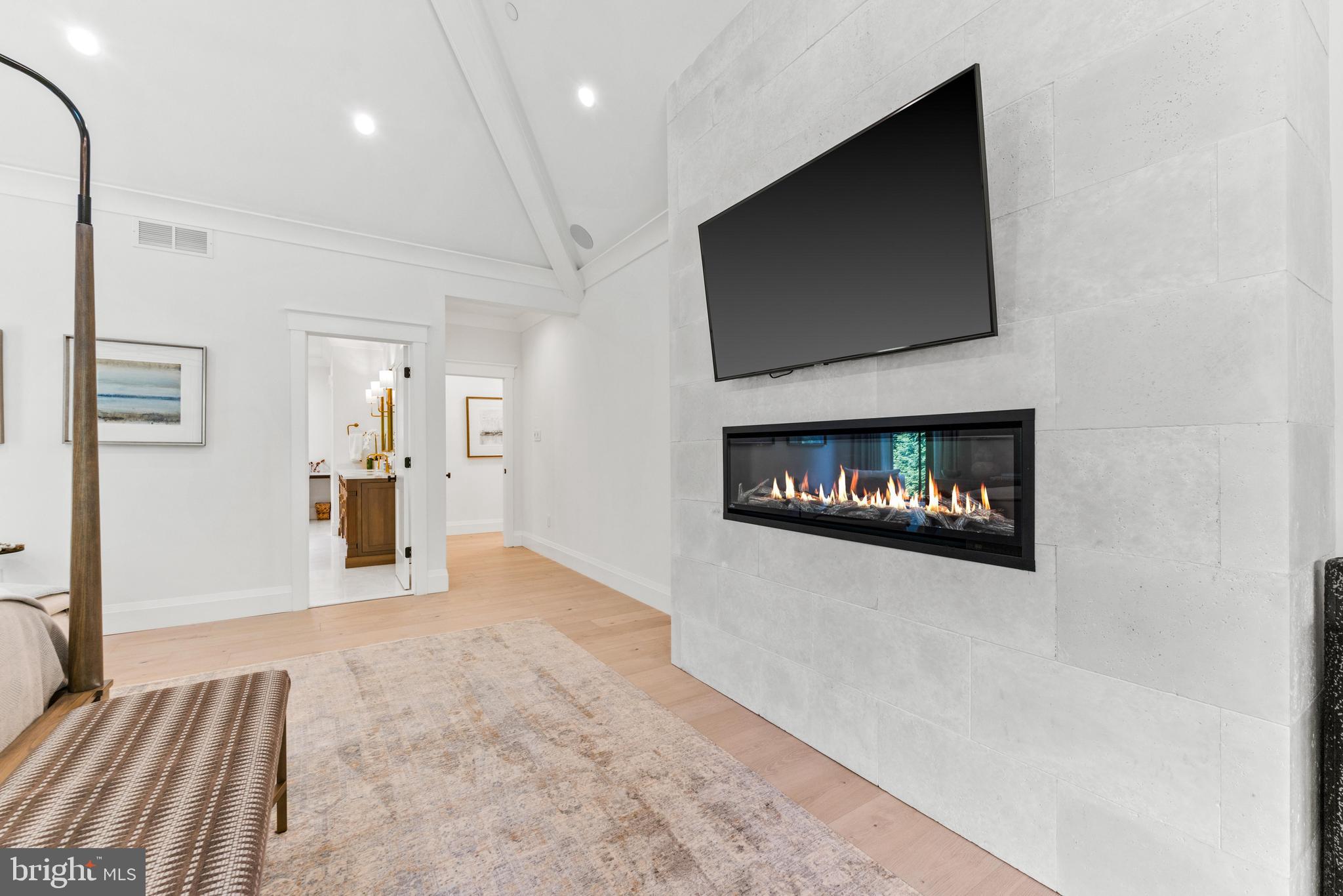 HAHN'S MEADOW - Residential