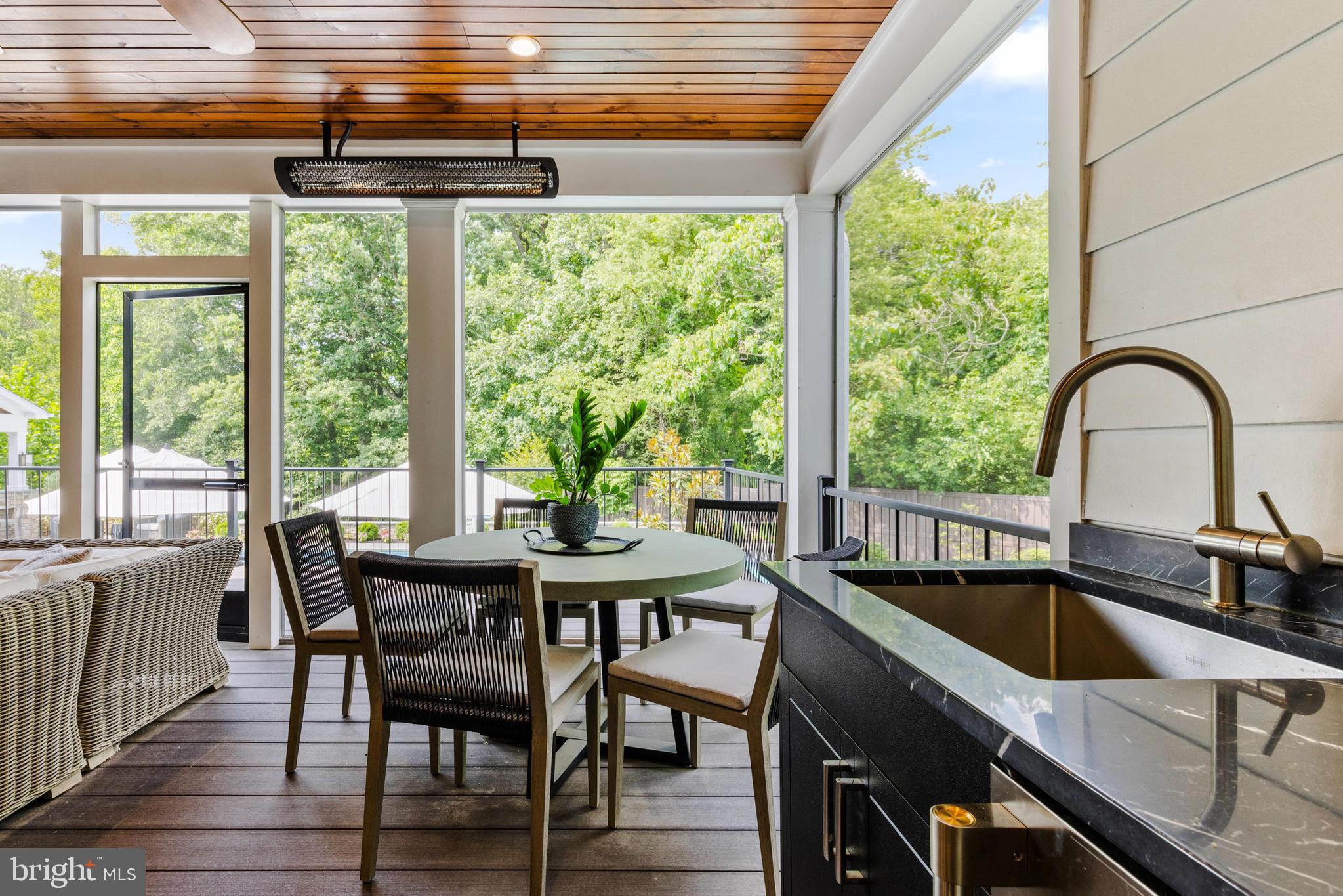 HAHN'S MEADOW - Residential