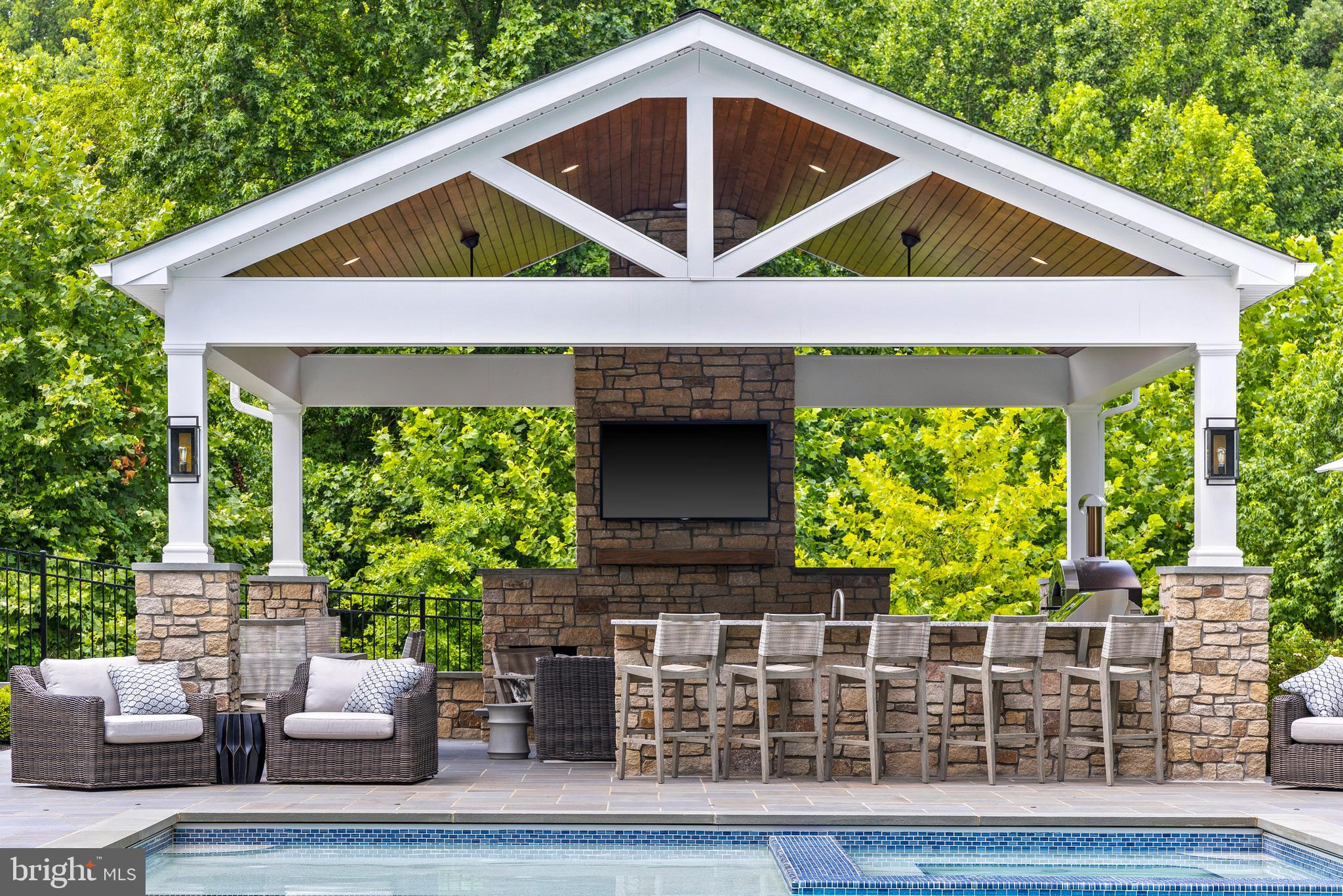 HAHN'S MEADOW - Residential