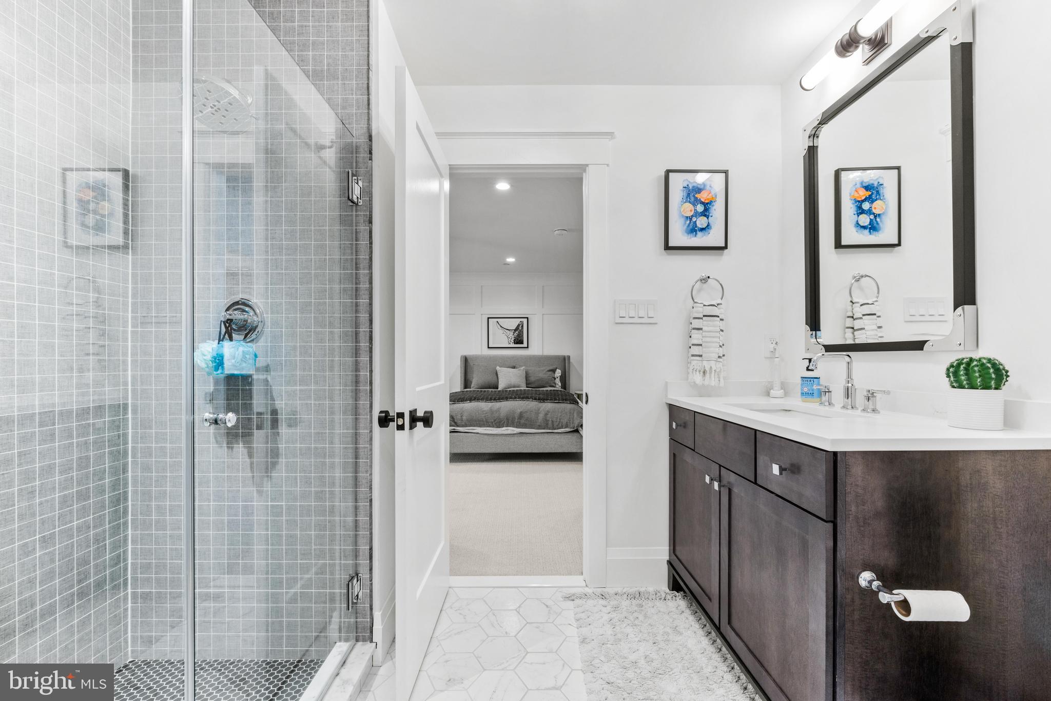 HAHN'S MEADOW - Residential