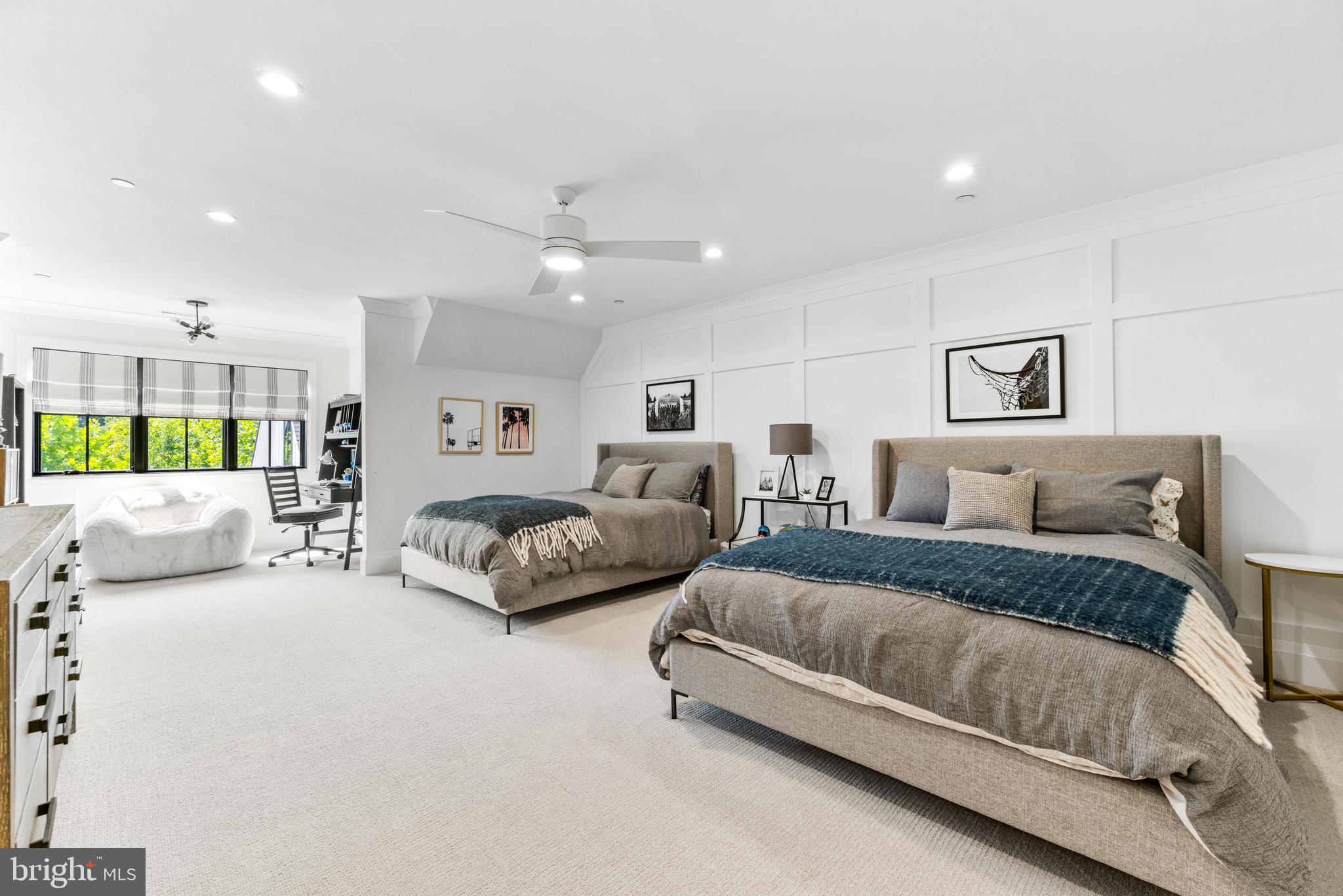 HAHN'S MEADOW - Residential