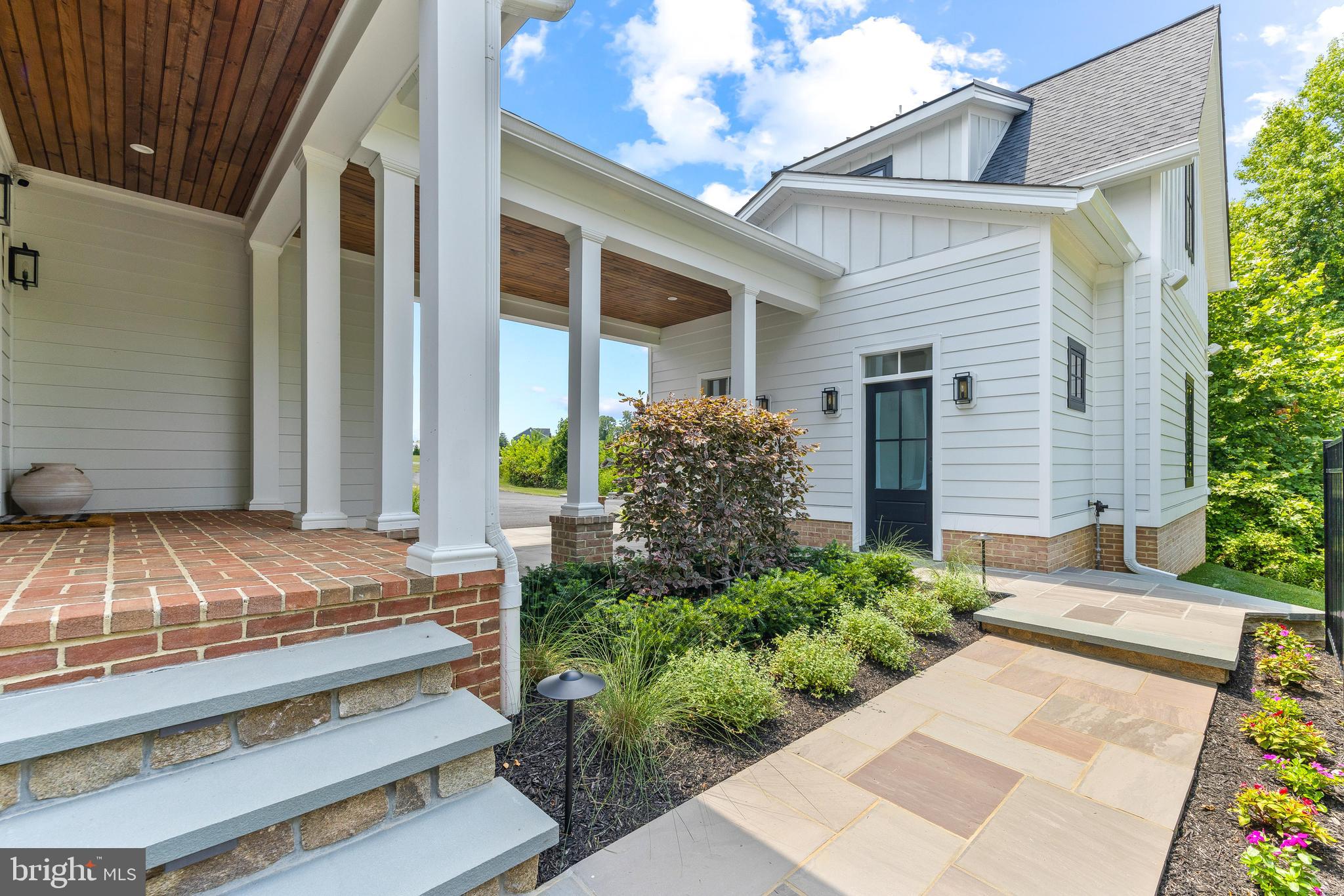 HAHN'S MEADOW - Residential