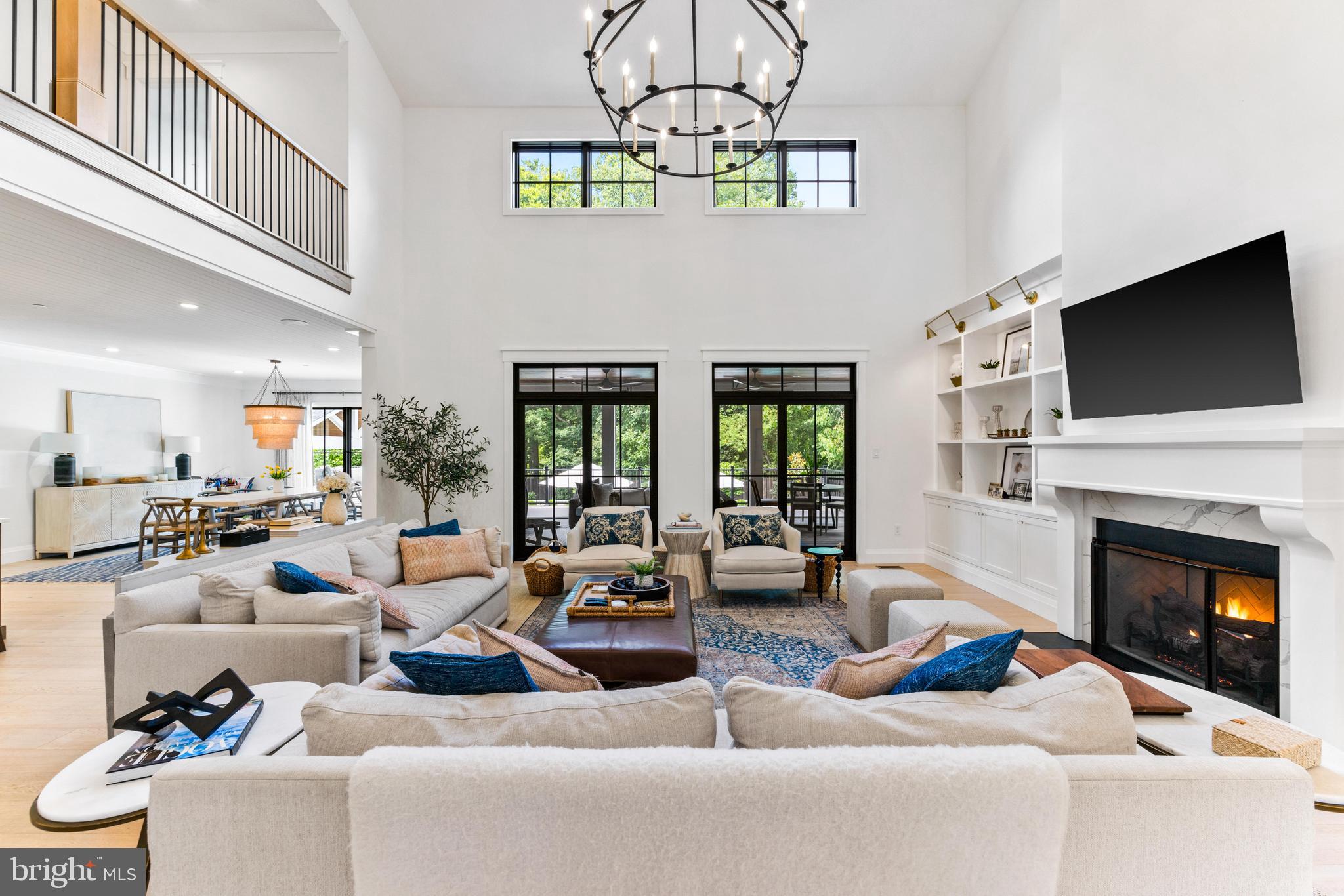 HAHN'S MEADOW - Residential