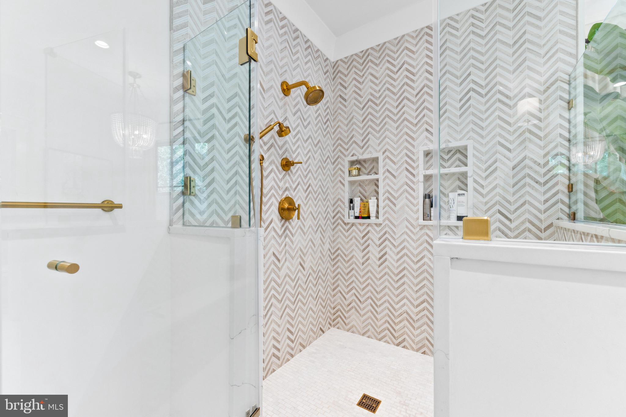 HAHN'S MEADOW - Residential