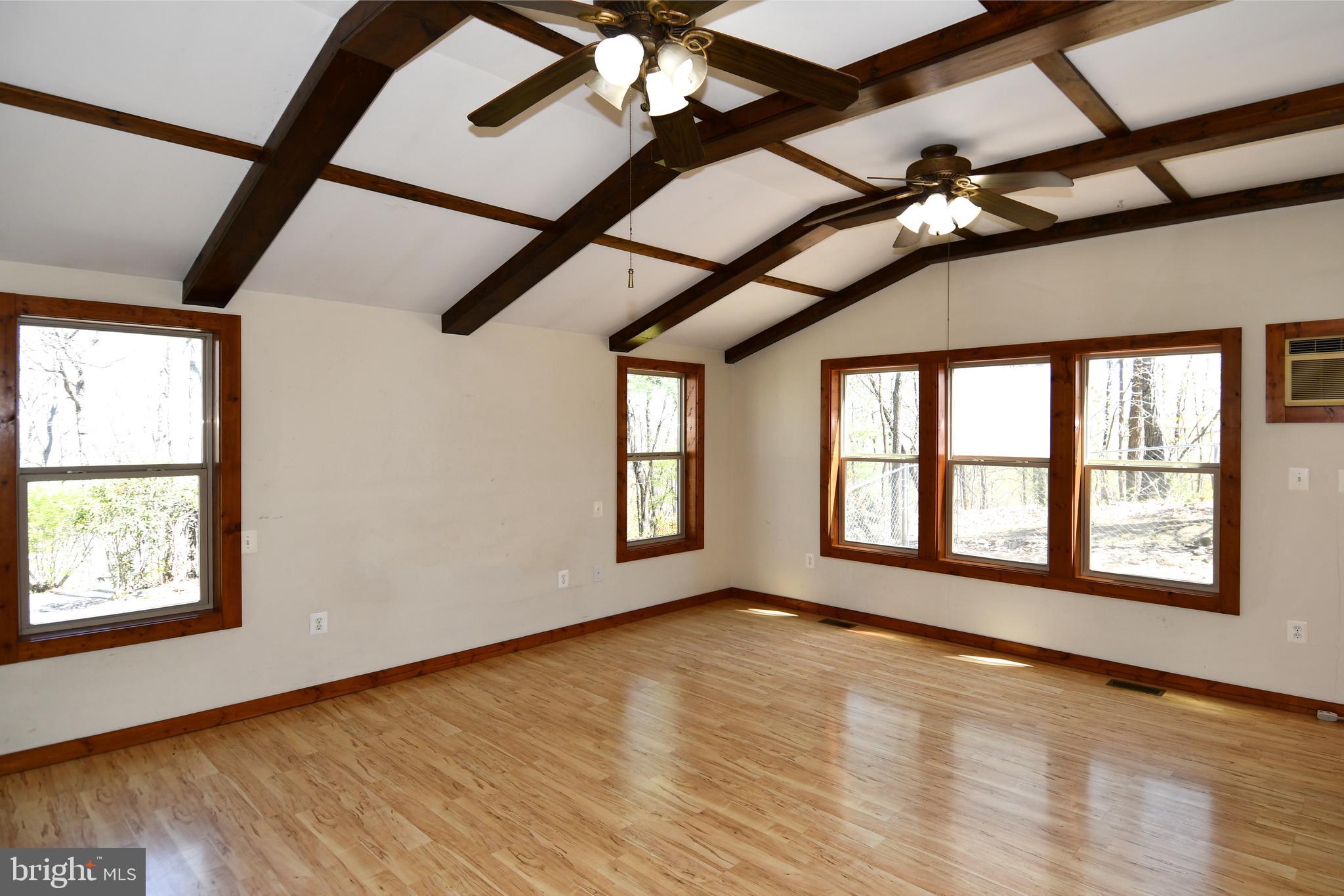 QUAIL RUN MOUNTAIN - Residential