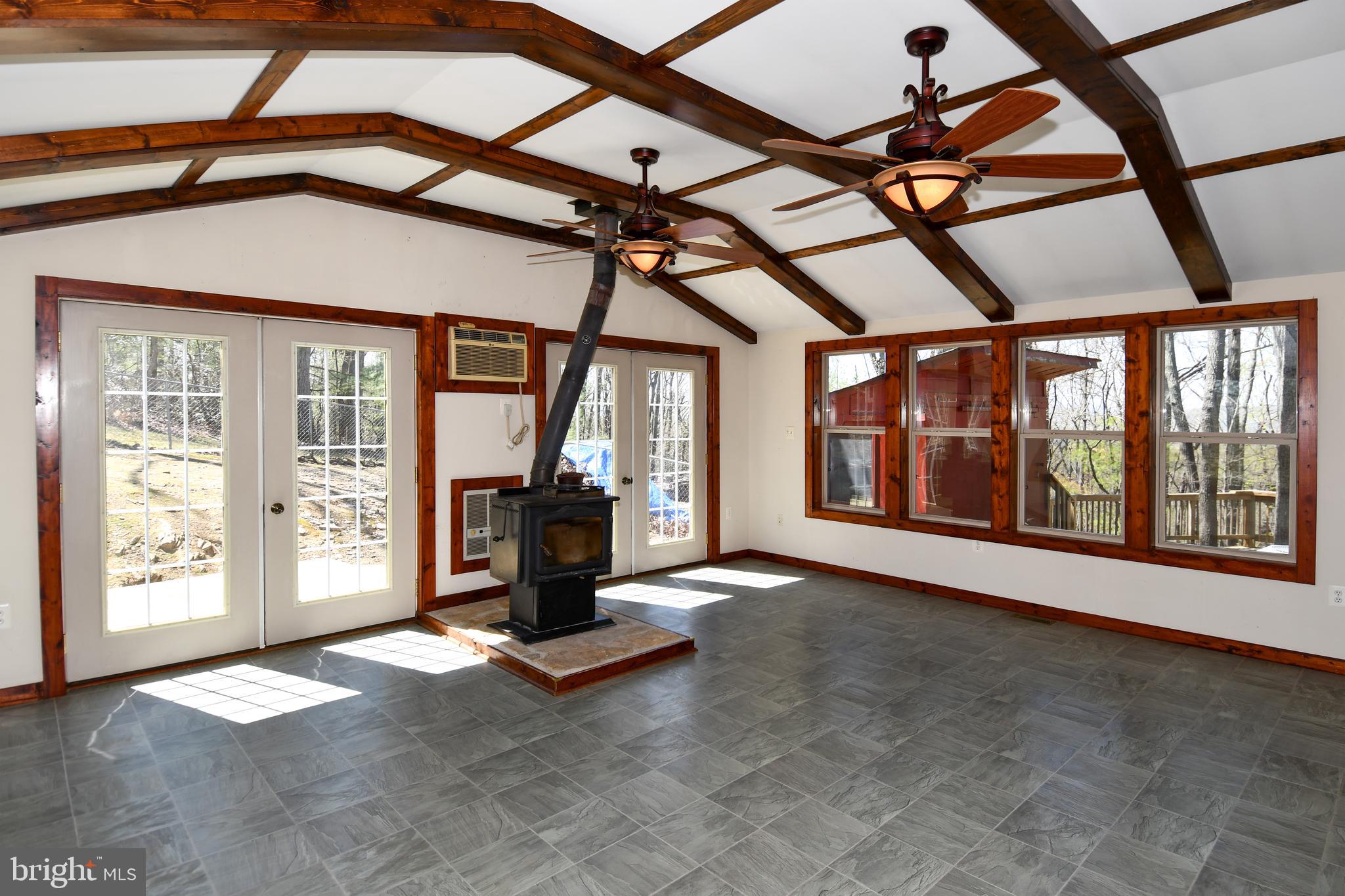 QUAIL RUN MOUNTAIN - Residential