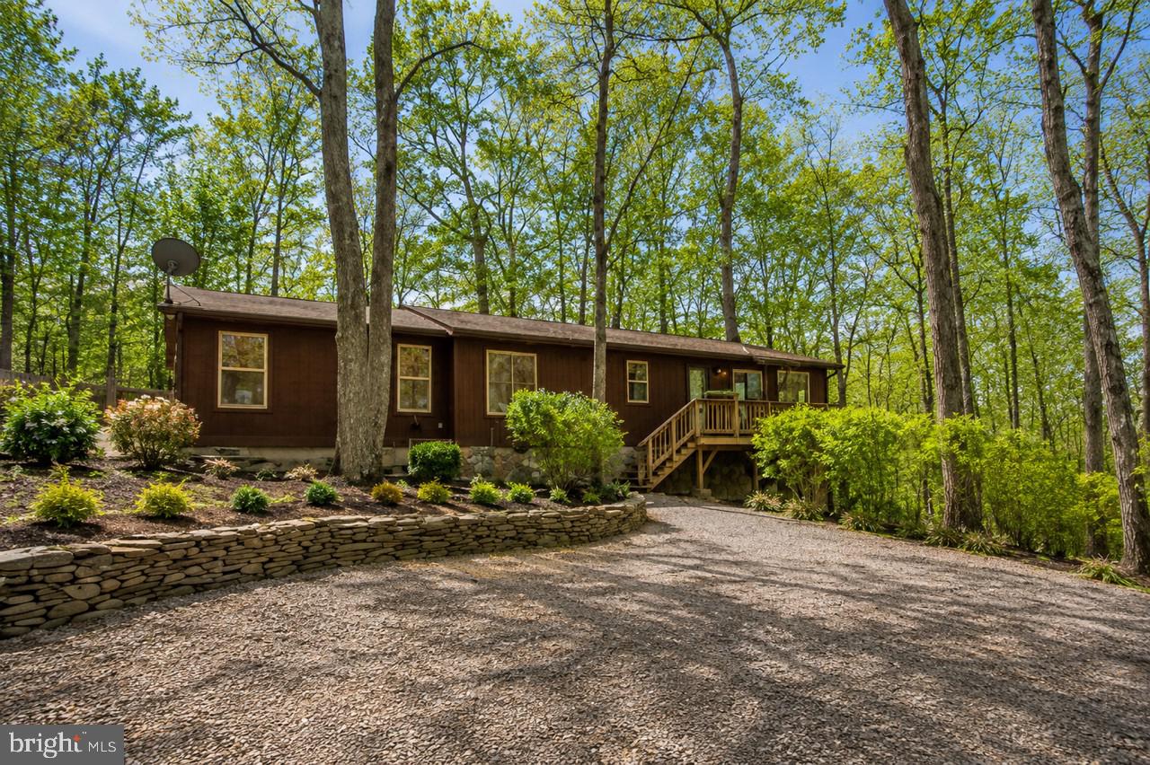 4562 QUAIL RUN DRIVE