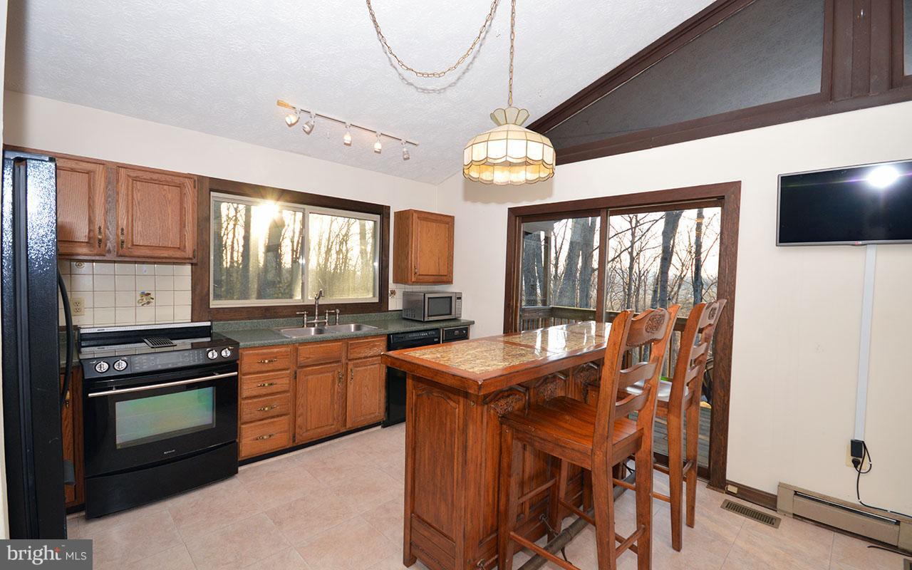 4562 QUAIL RUN DRIVE