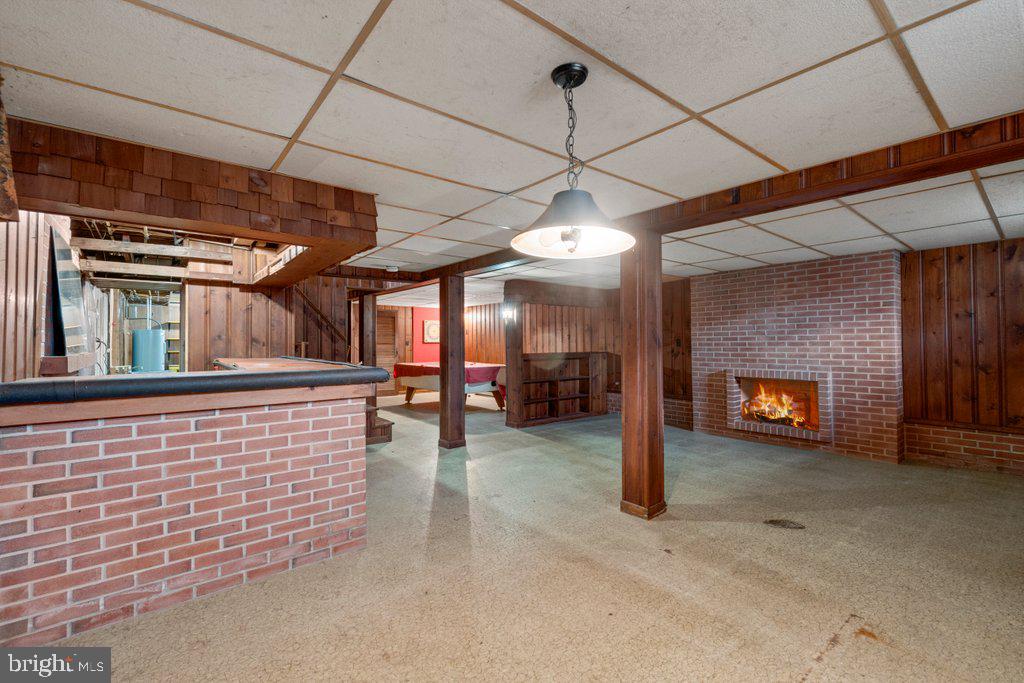 LAUREL VALLEY - Residential