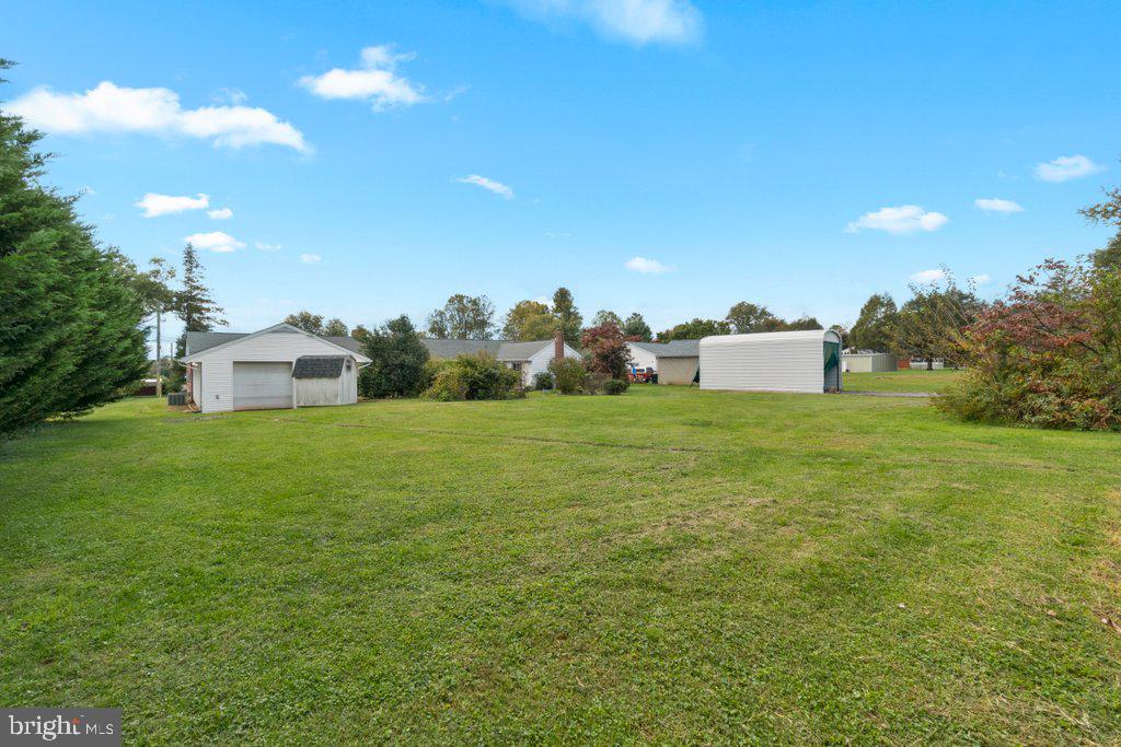 LAUREL VALLEY - Residential