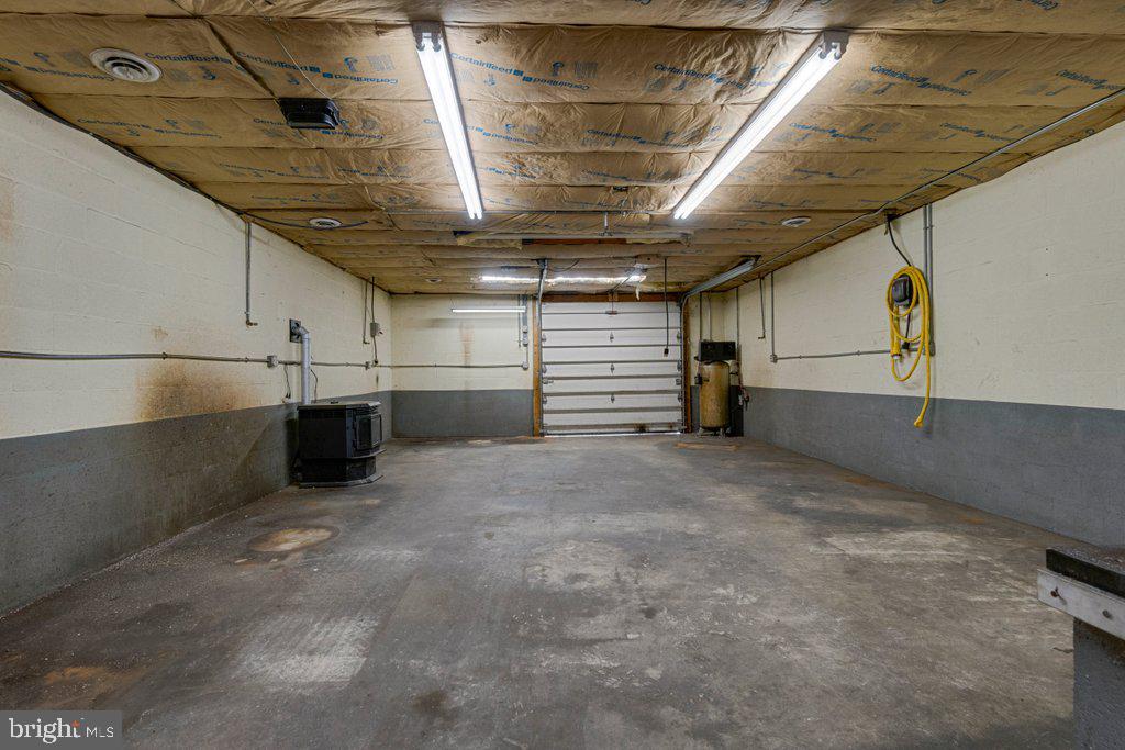 LAUREL VALLEY - Residential