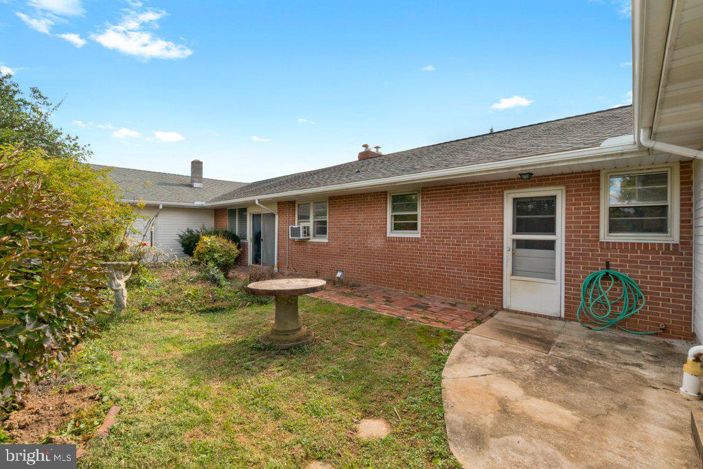 LAUREL VALLEY - Residential