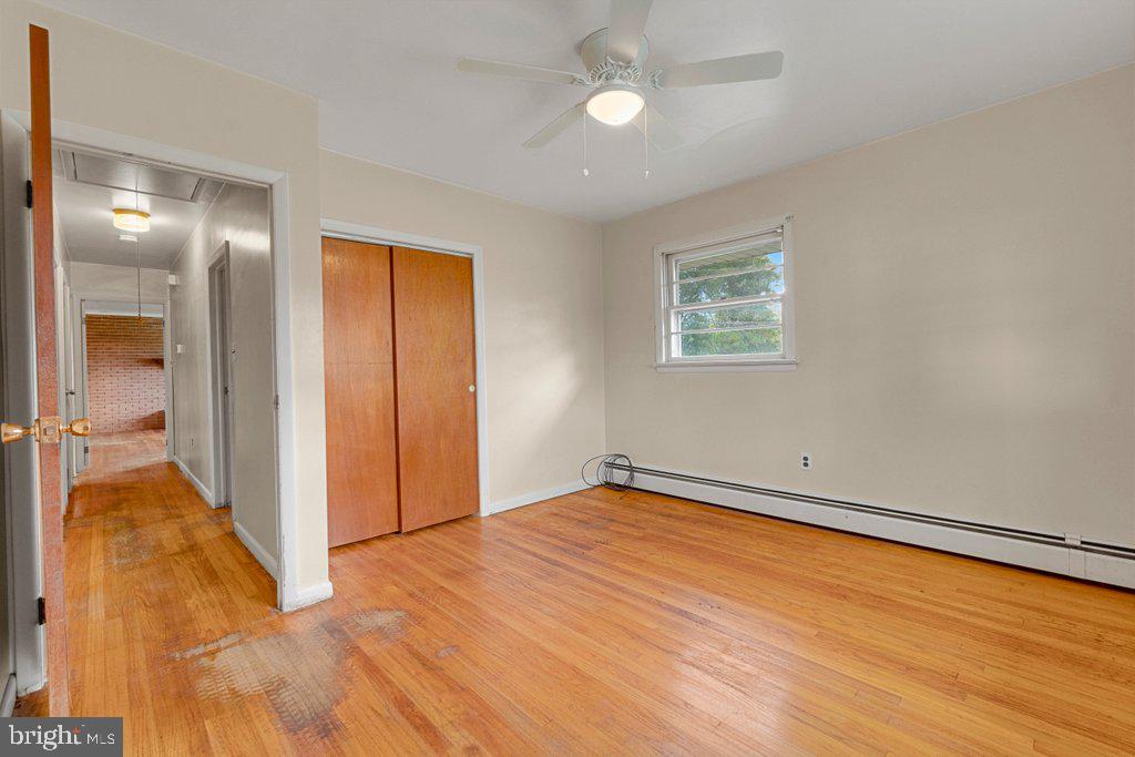 LAUREL VALLEY - Residential